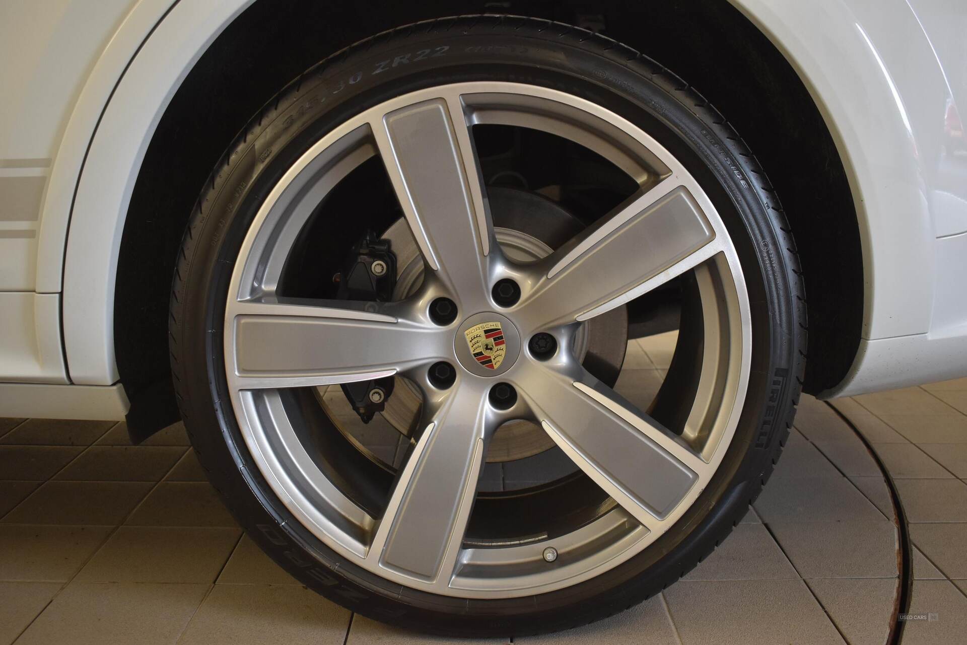  2023 Porsche Cayenne E-Hybrid Platinum Edition 5dr Tiptronic S