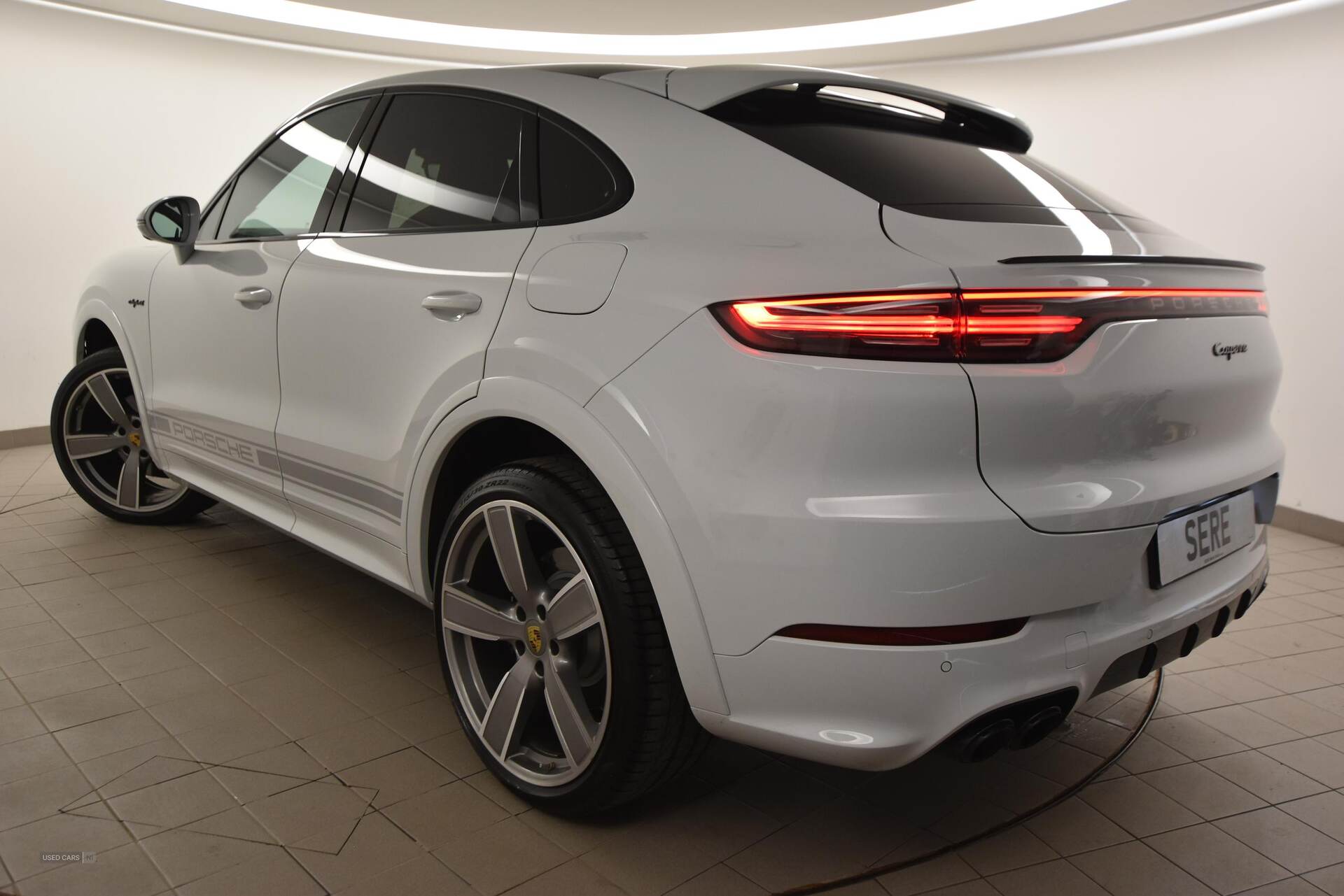  2023 Porsche Cayenne E-Hybrid Platinum Edition 5dr Tiptronic S