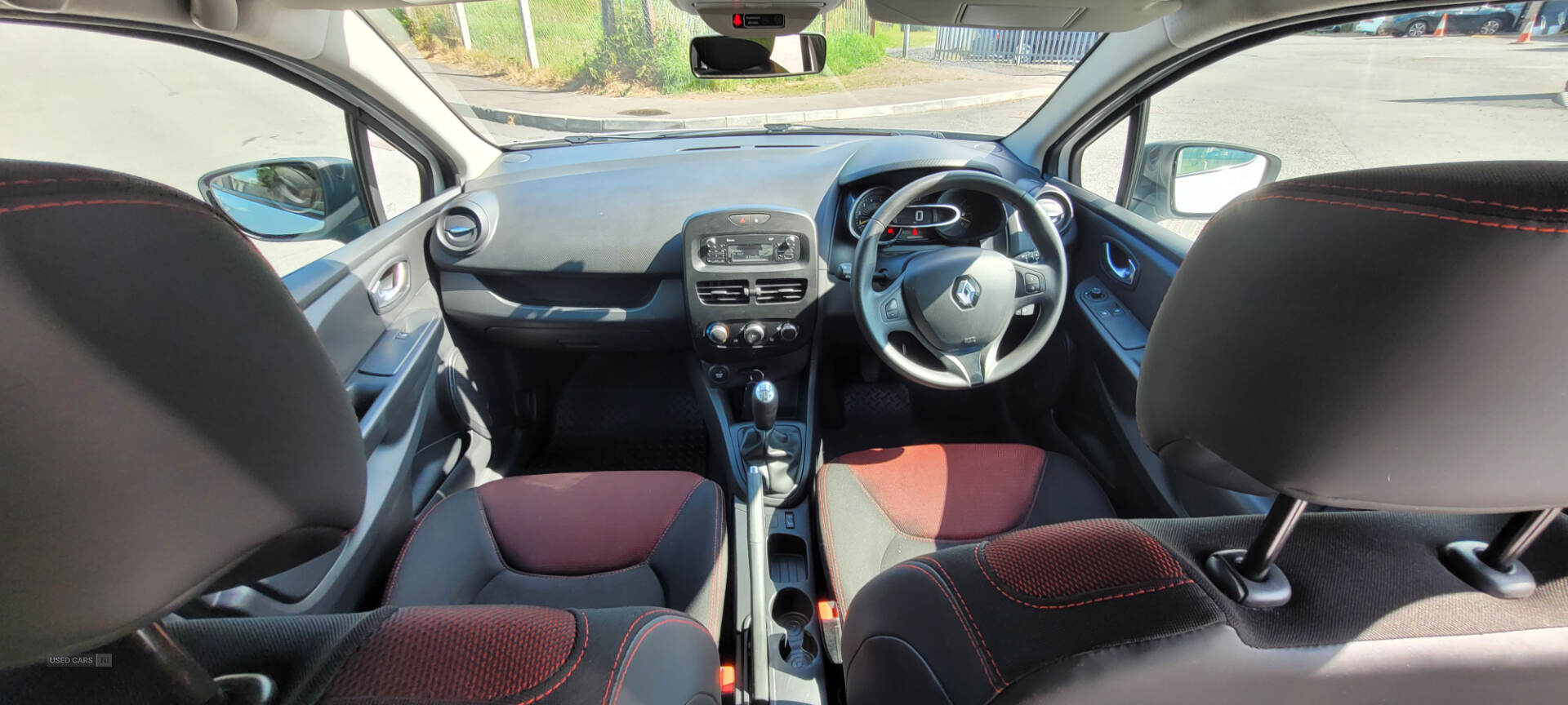 May 2015 Renault Clio 1.5 dCi 90 ECO Expression+ Energy 5dr