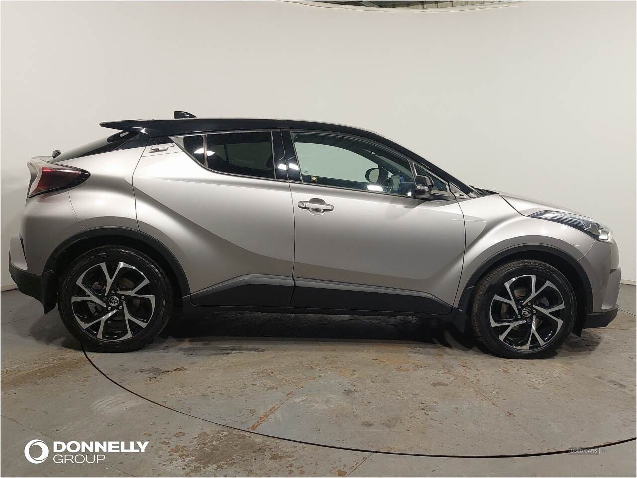 Jan 2017 Toyota C-HR 1.2T Dynamic 5dr