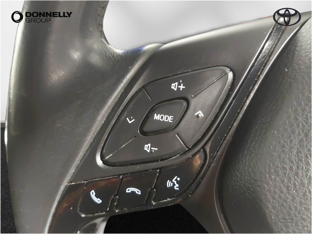 Jan 2017 Toyota C-HR 1.2T Dynamic 5dr