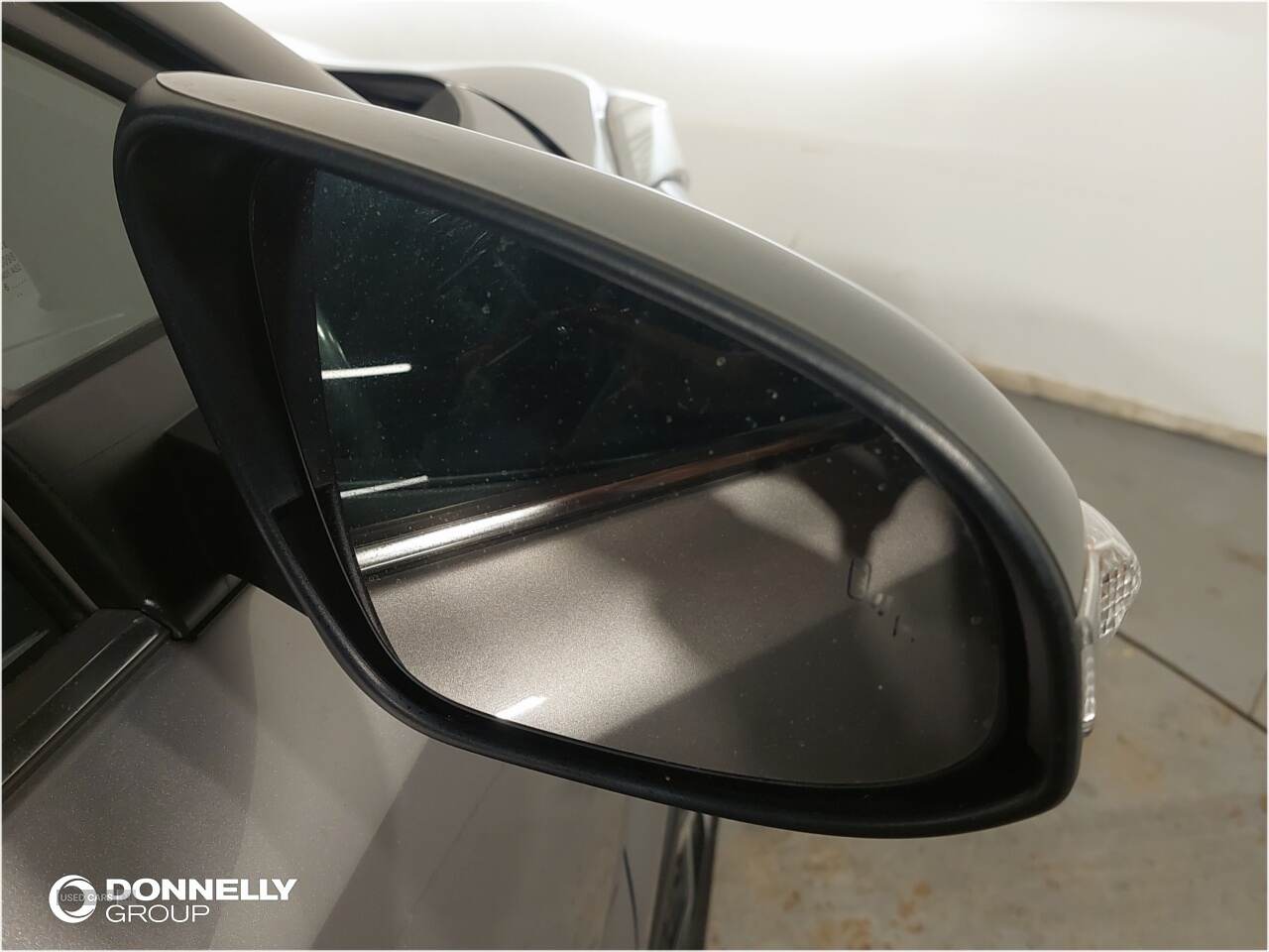 Jan 2017 Toyota C-HR 1.2T Dynamic 5dr