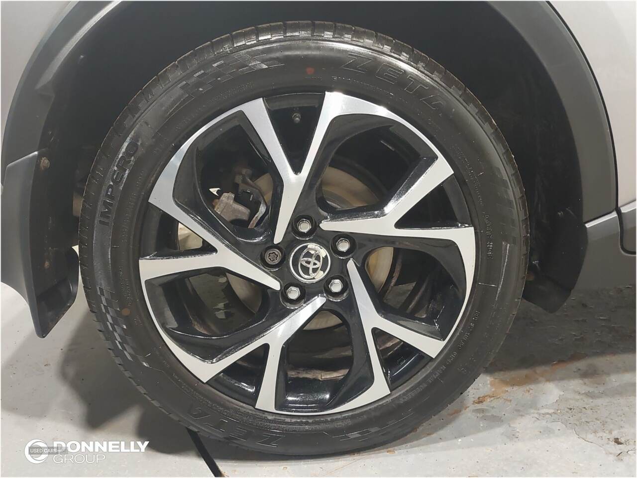 Jan 2017 Toyota C-HR 1.2T Dynamic 5dr