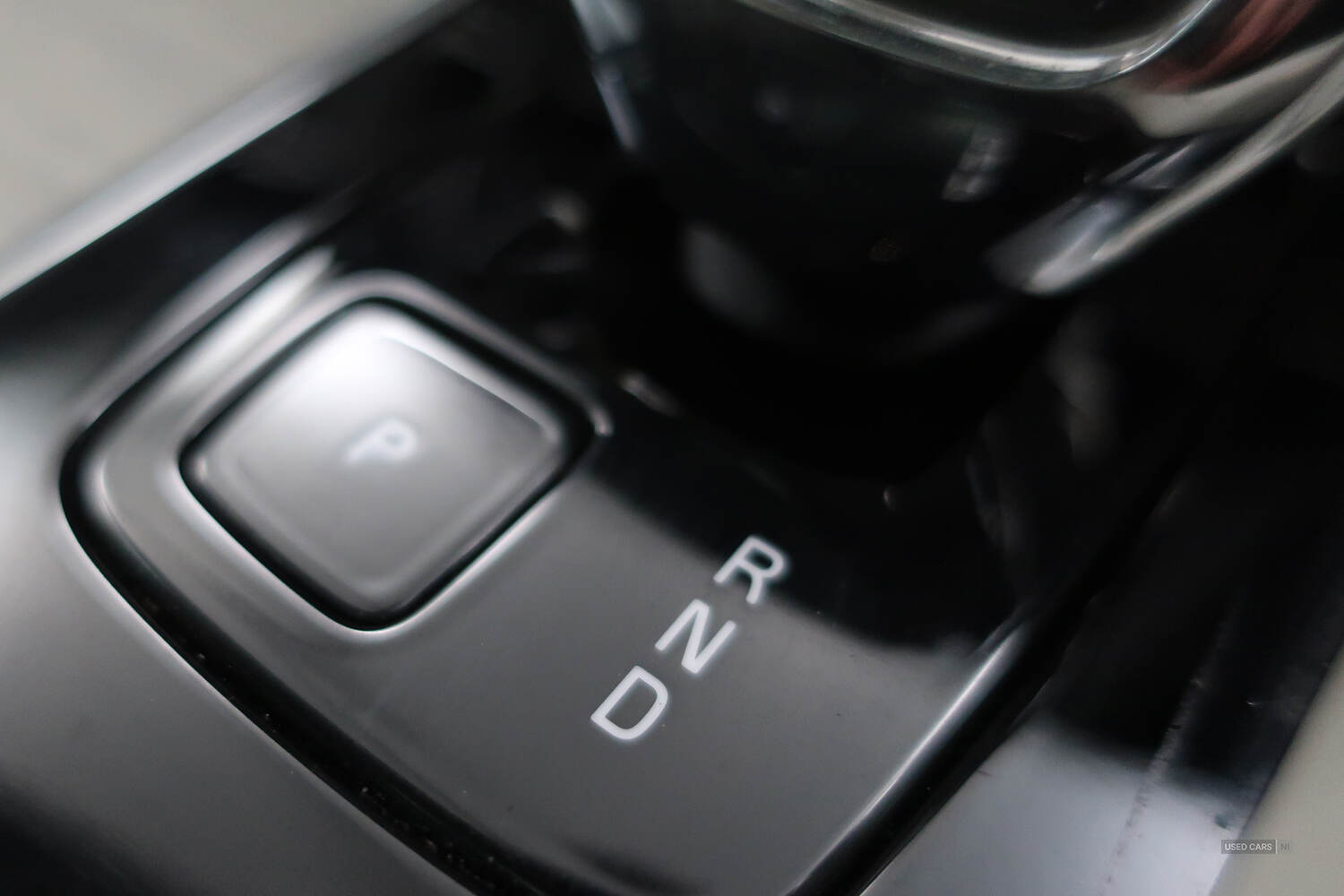 Dec 2022 Volvo XC60 2.0 B5P Ultimate Dark 5dr AWD Geartronic