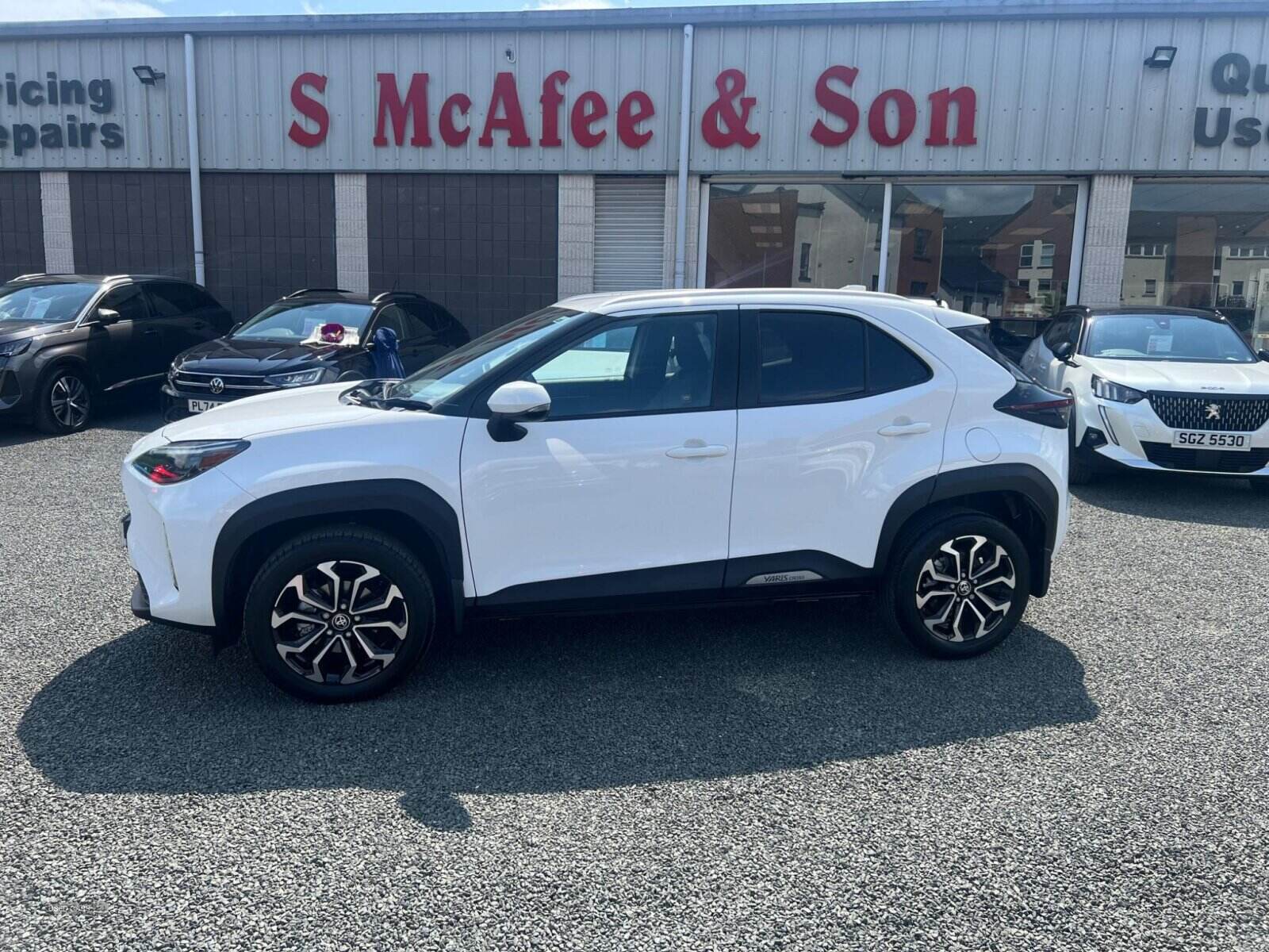 Jan 2022 Toyota Yaris Cross 1.5 Hybrid Design 5dr CVT