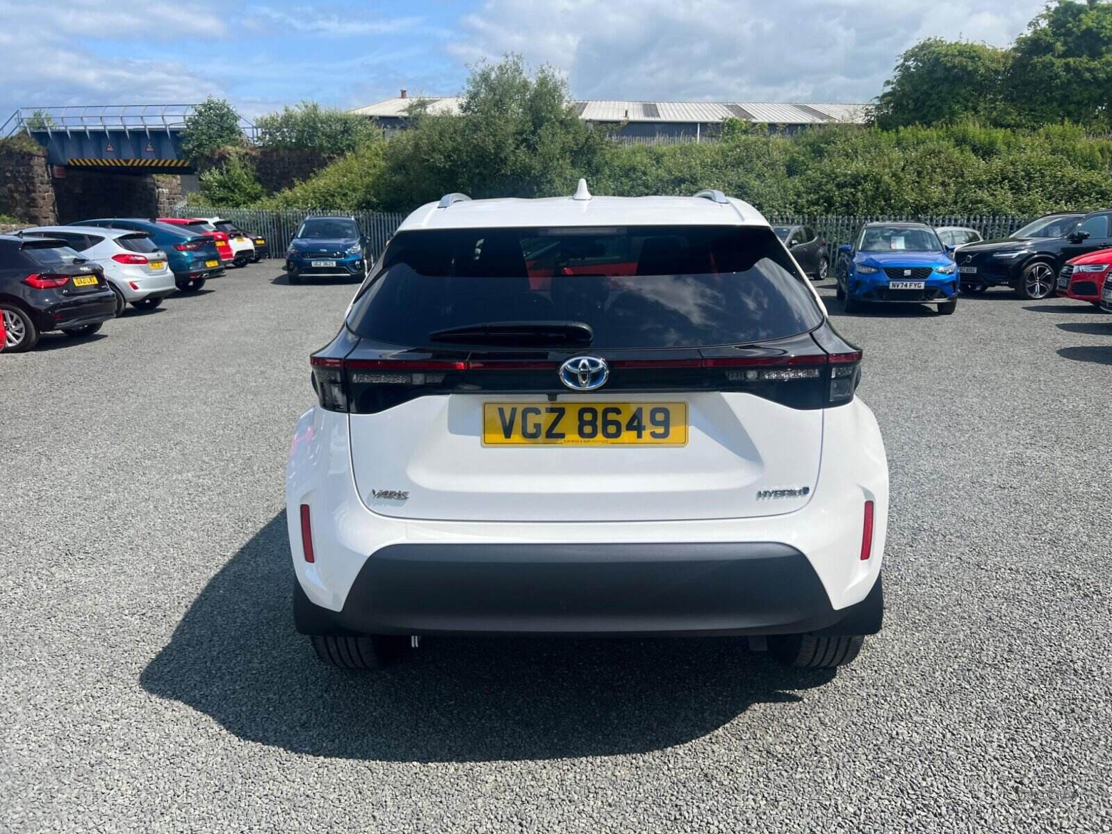 Jan 2022 Toyota Yaris Cross 1.5 Hybrid Design 5dr CVT