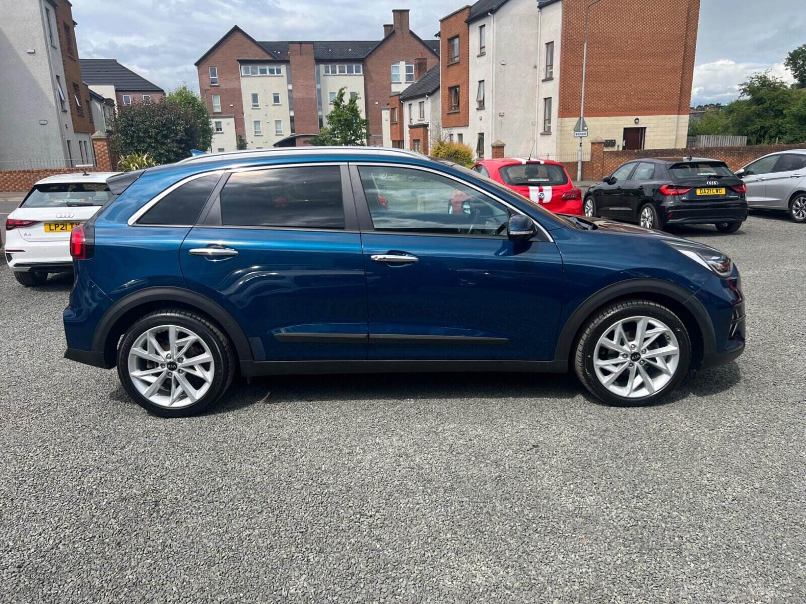 Jun 2021 Kia Niro 1.6 GDi Hybrid 4 5dr DCT