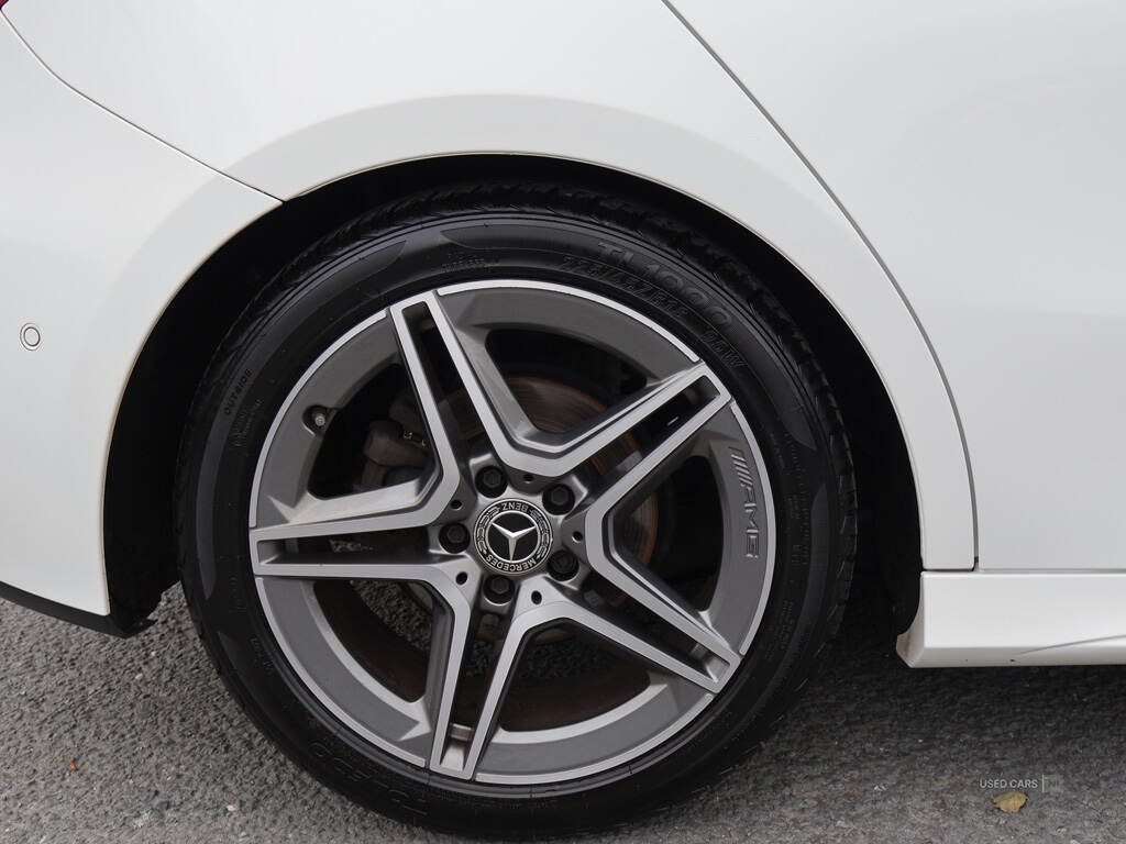 Mar 2020 Mercedes-Benz A Class A180d AMG Line Premium Plus 5dr Auto