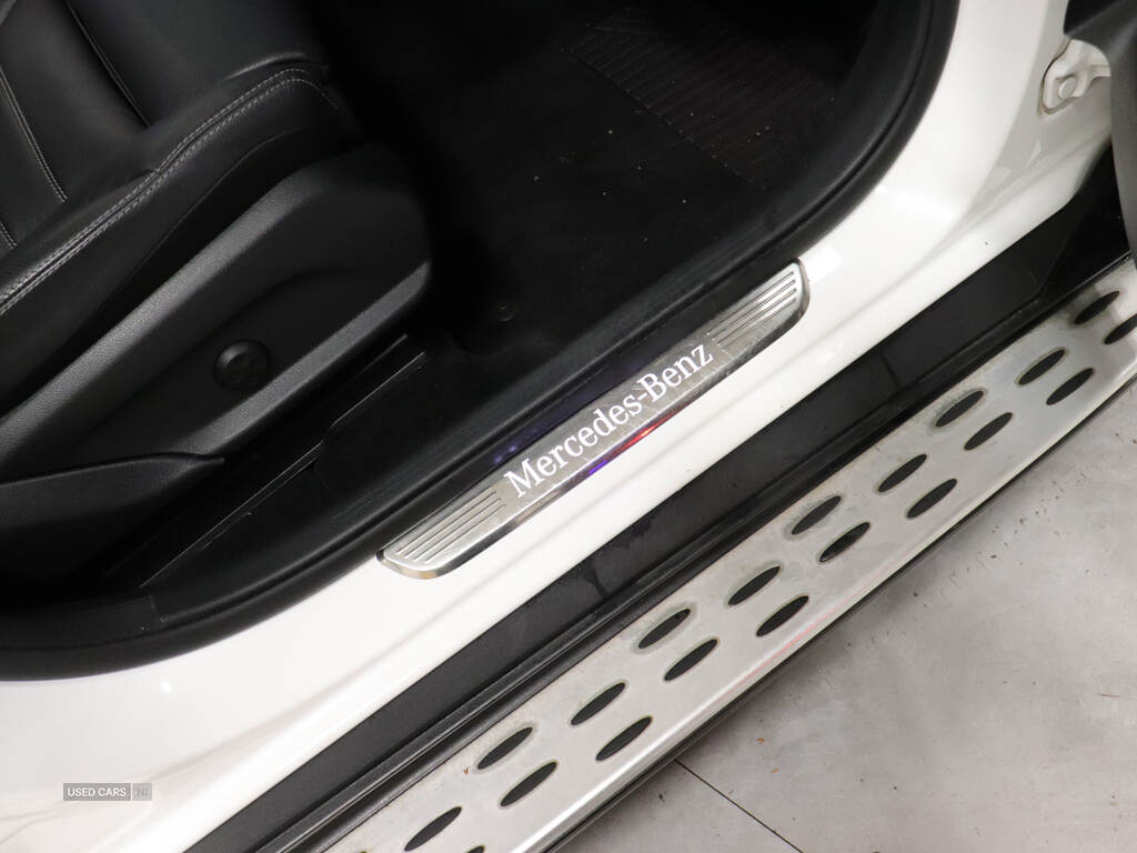 May 2020 Mercedes-Benz GLC GLC 300d 4Matic AMG Line Premium Pls 5dr 9G-Tronic