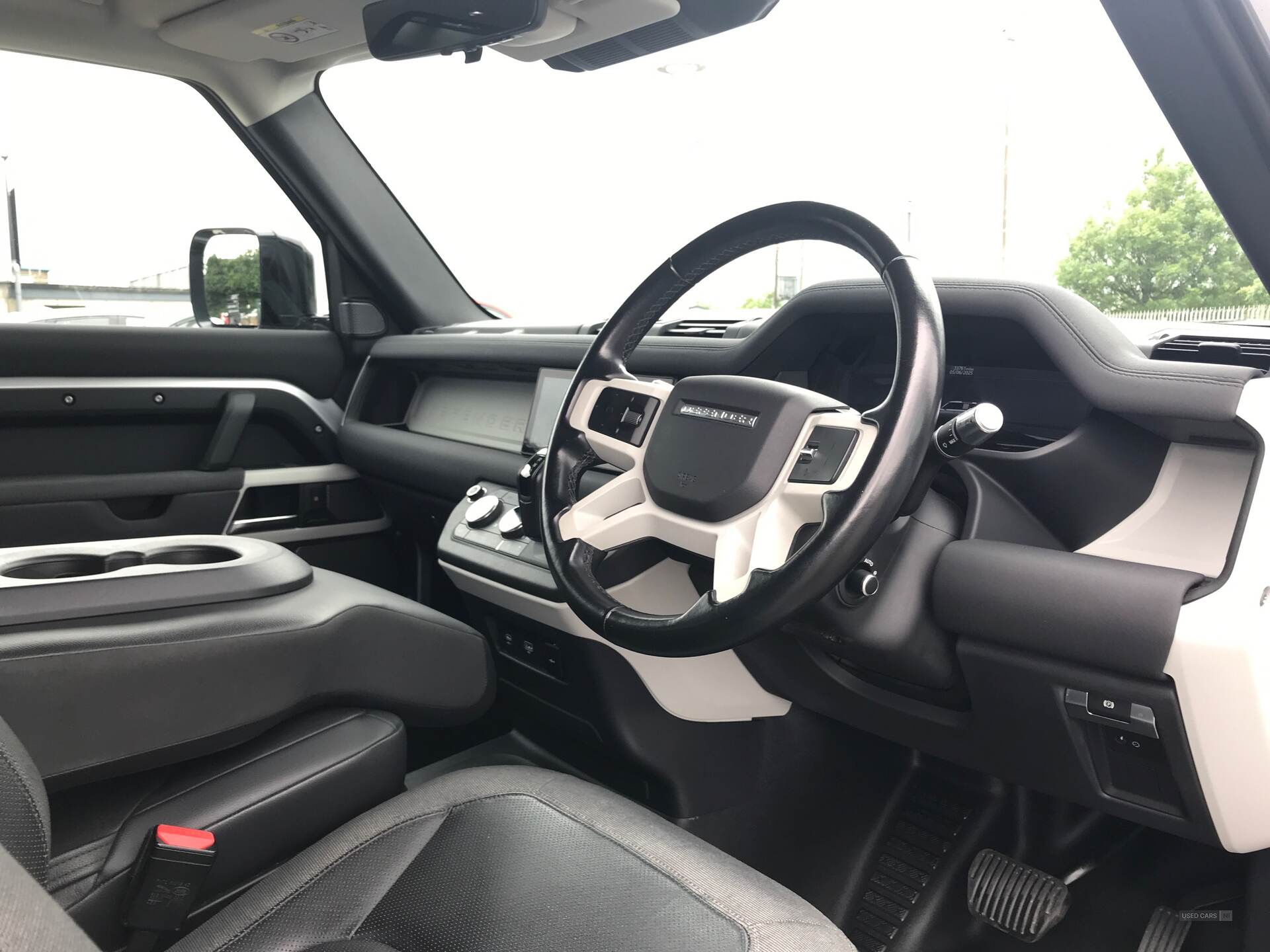 Apr 2021 Land Rover Defender 3.0 D250 First Edition 90 3dr Auto [6 Seat]
