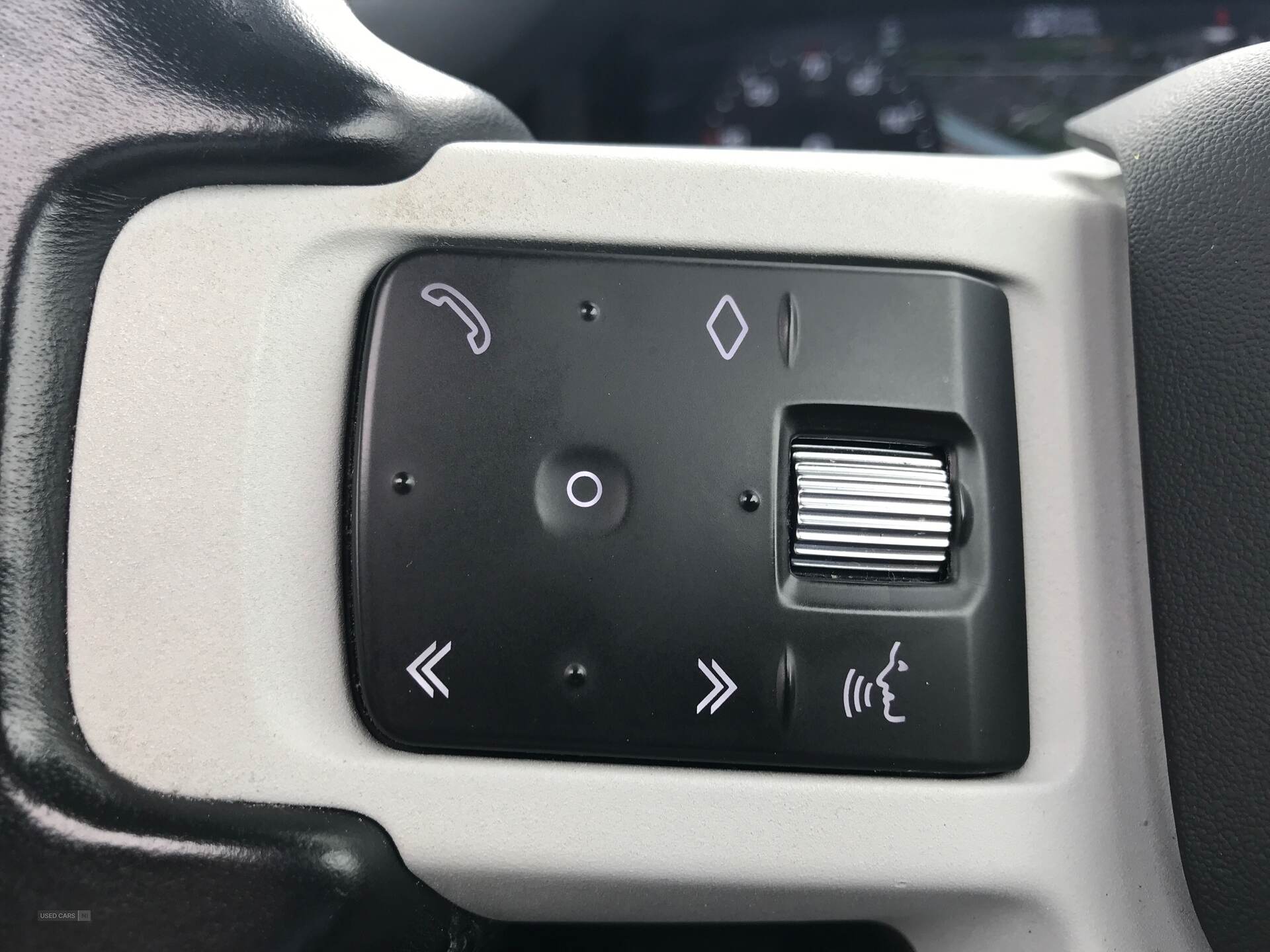 Apr 2021 Land Rover Defender 3.0 D250 First Edition 90 3dr Auto [6 Seat]