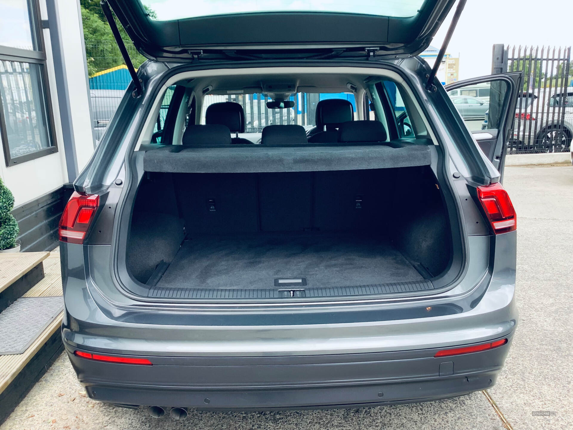 Volkswagen Tiguan DIESEL ESTATE in Down