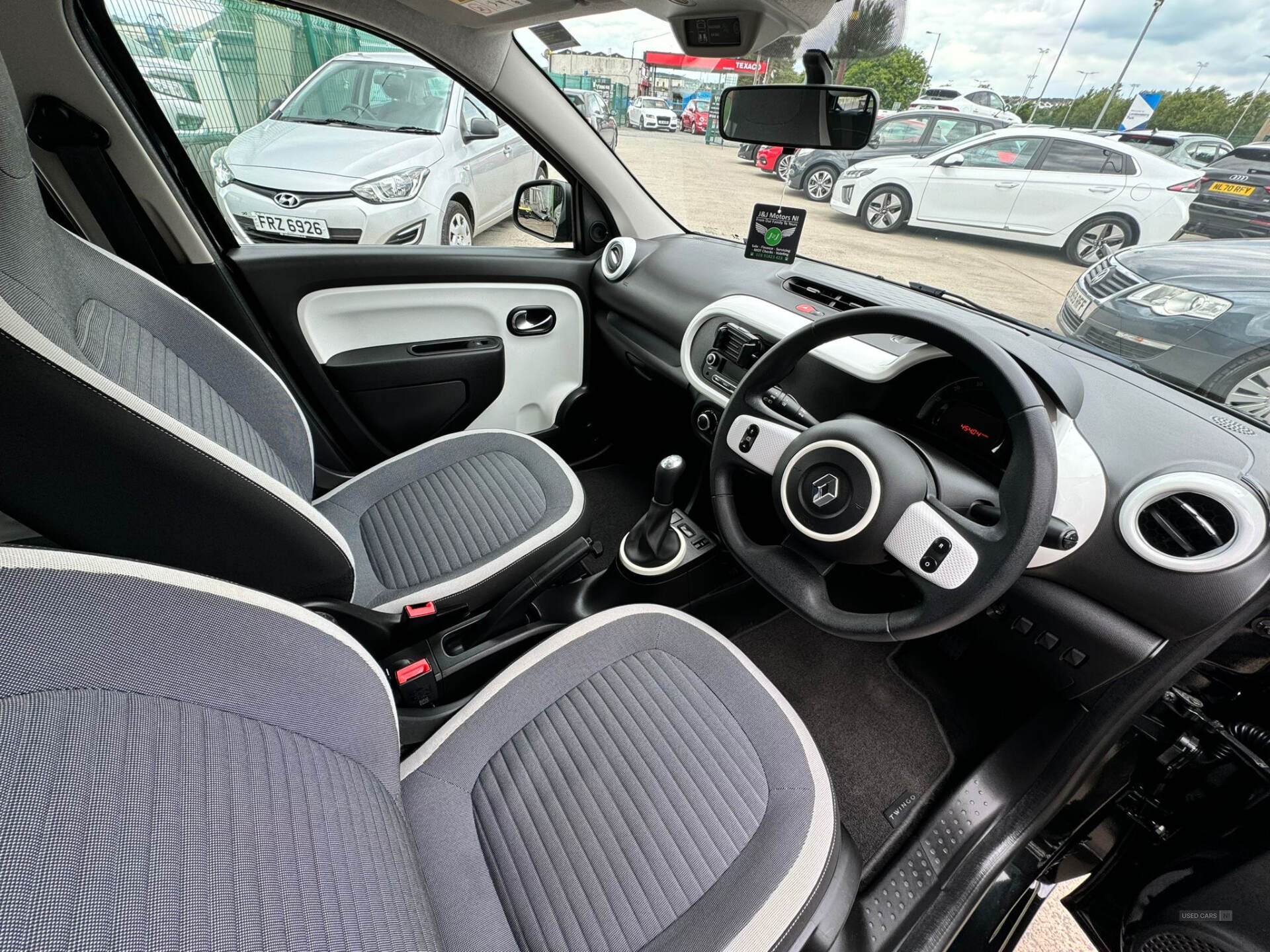 Jul 2015 Renault Twingo 1.0 SCE Play 5dr