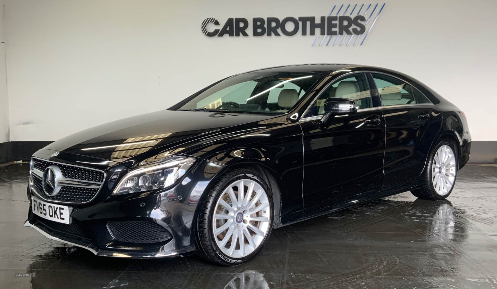 Dec 2015 Mercedes CLS-Class CLS 350d AMG Line 4dr 9G-Tronic