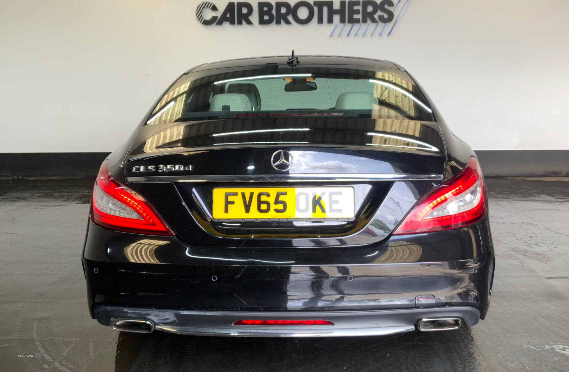 Dec 2015 Mercedes CLS-Class CLS 350d AMG Line 4dr 9G-Tronic