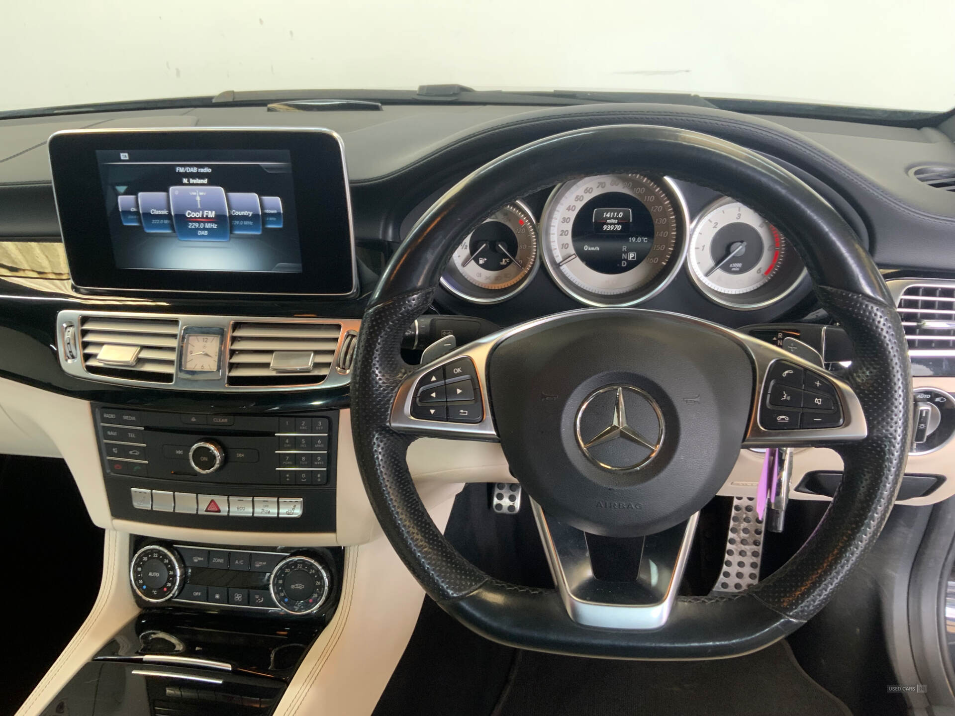 Dec 2015 Mercedes CLS-Class CLS 350d AMG Line 4dr 9G-Tronic