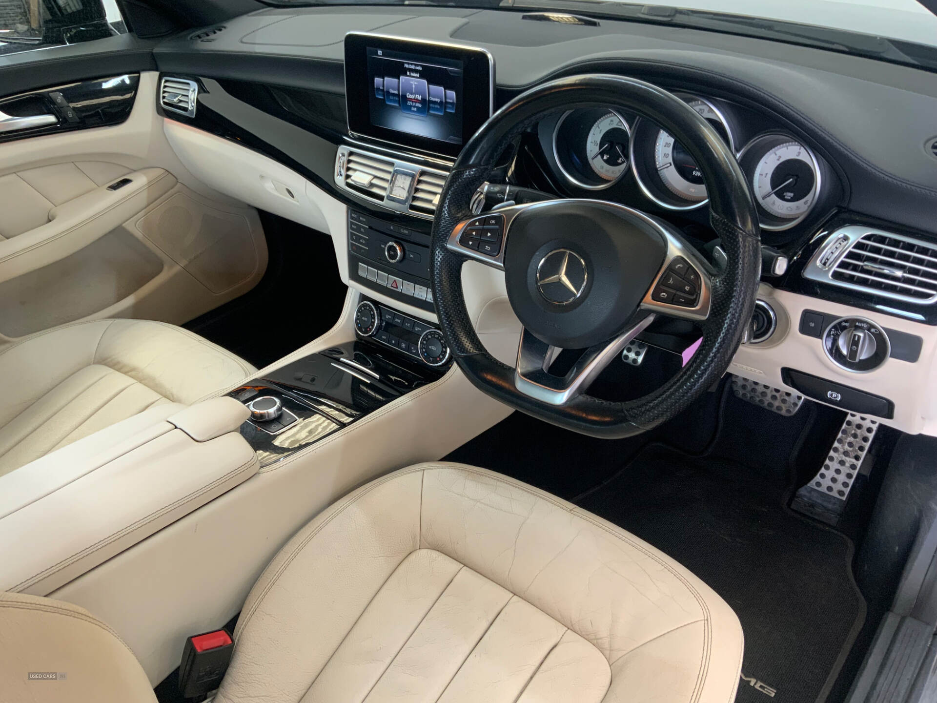 Dec 2015 Mercedes CLS-Class CLS 350d AMG Line 4dr 9G-Tronic