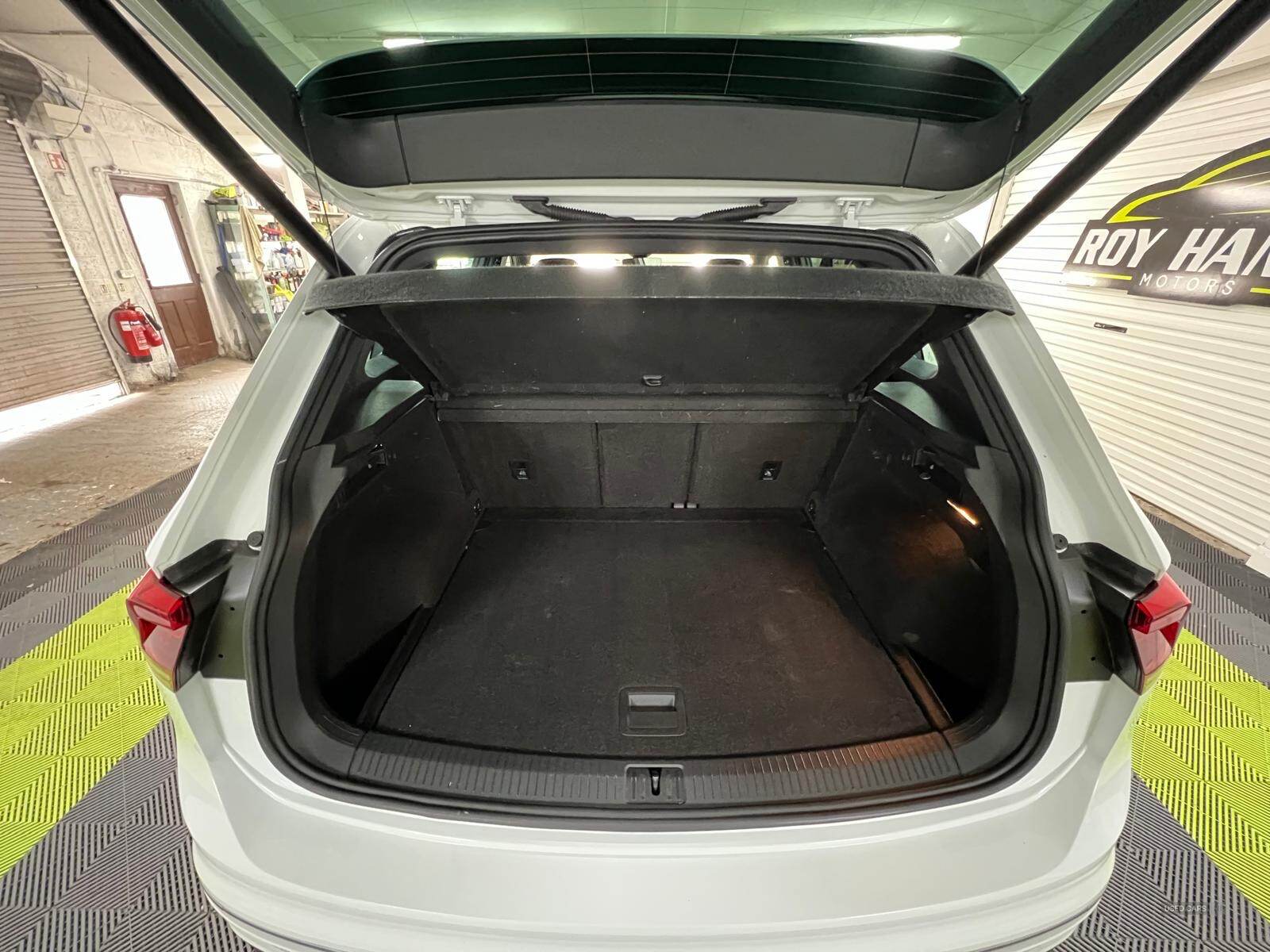 Jan 2020 Volkswagen Tiguan 2.0 TDi 150 4Motion R-Line Tech 5dr DSG