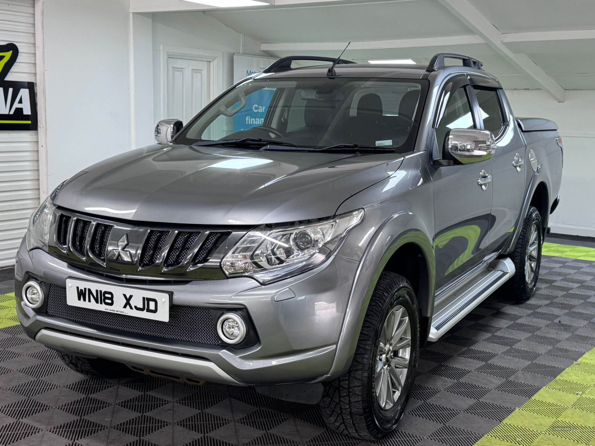Mar 2018 Mitsubishi L200 Double Cab DI-D 178 Barbarian 4WD Auto