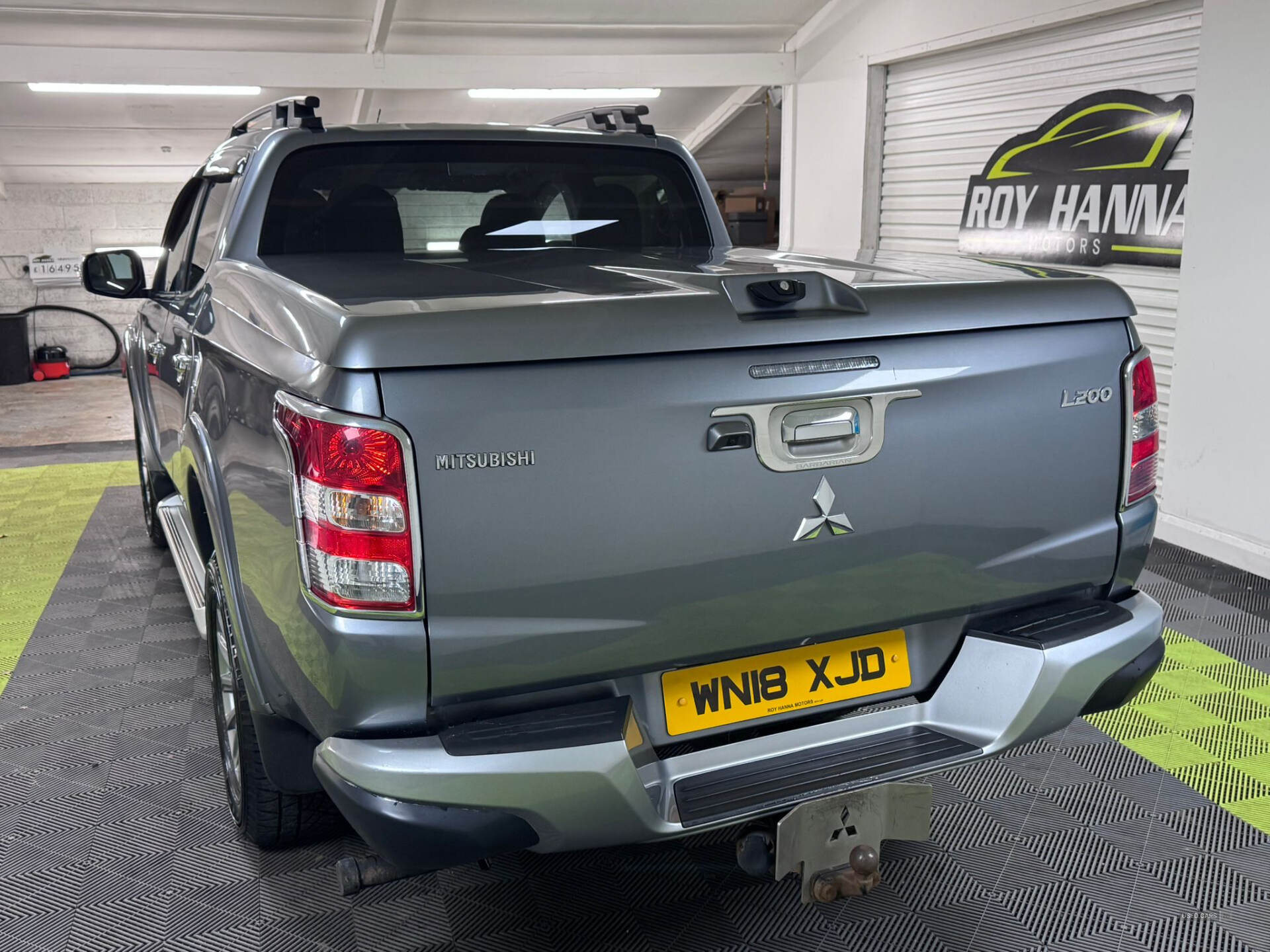 Mar 2018 Mitsubishi L200 Double Cab DI-D 178 Barbarian 4WD Auto
