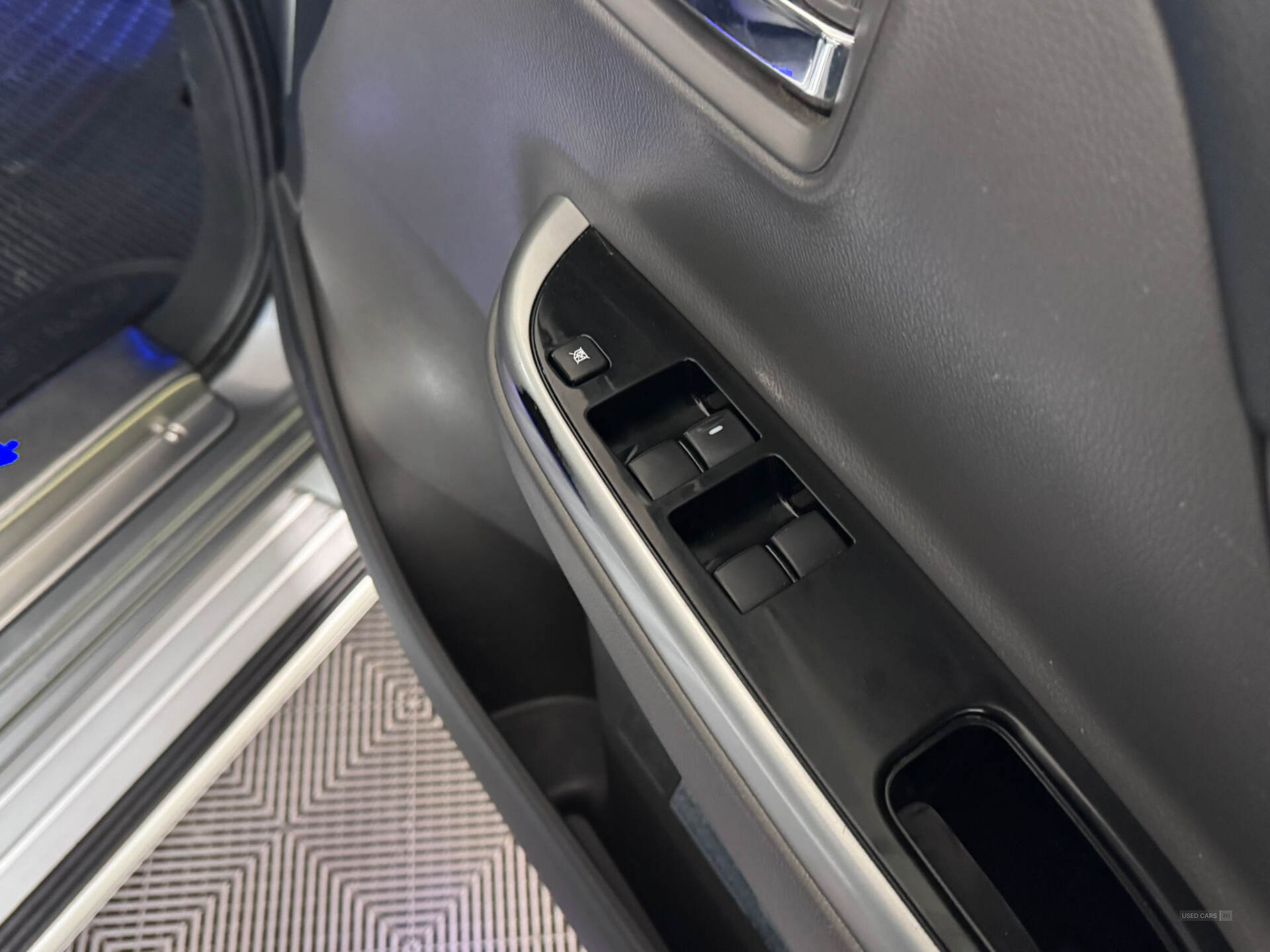 Mar 2018 Mitsubishi L200 Double Cab DI-D 178 Barbarian 4WD Auto