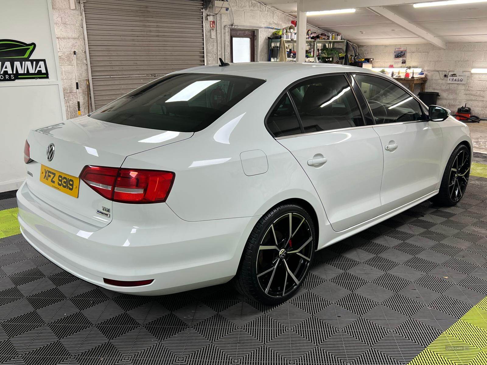 Aug 2015 Volkswagen Jetta 2.0 TDI 150 GT 4dr