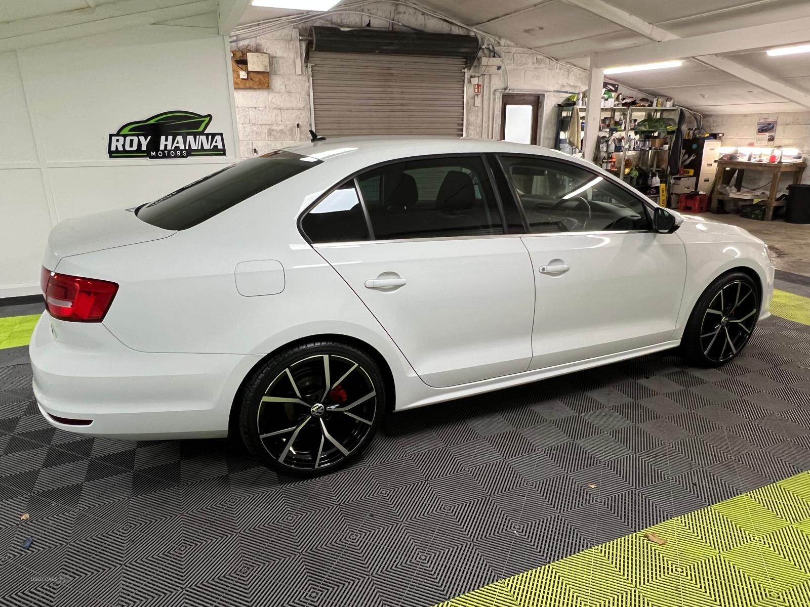 Aug 2015 Volkswagen Jetta 2.0 TDI 150 GT 4dr