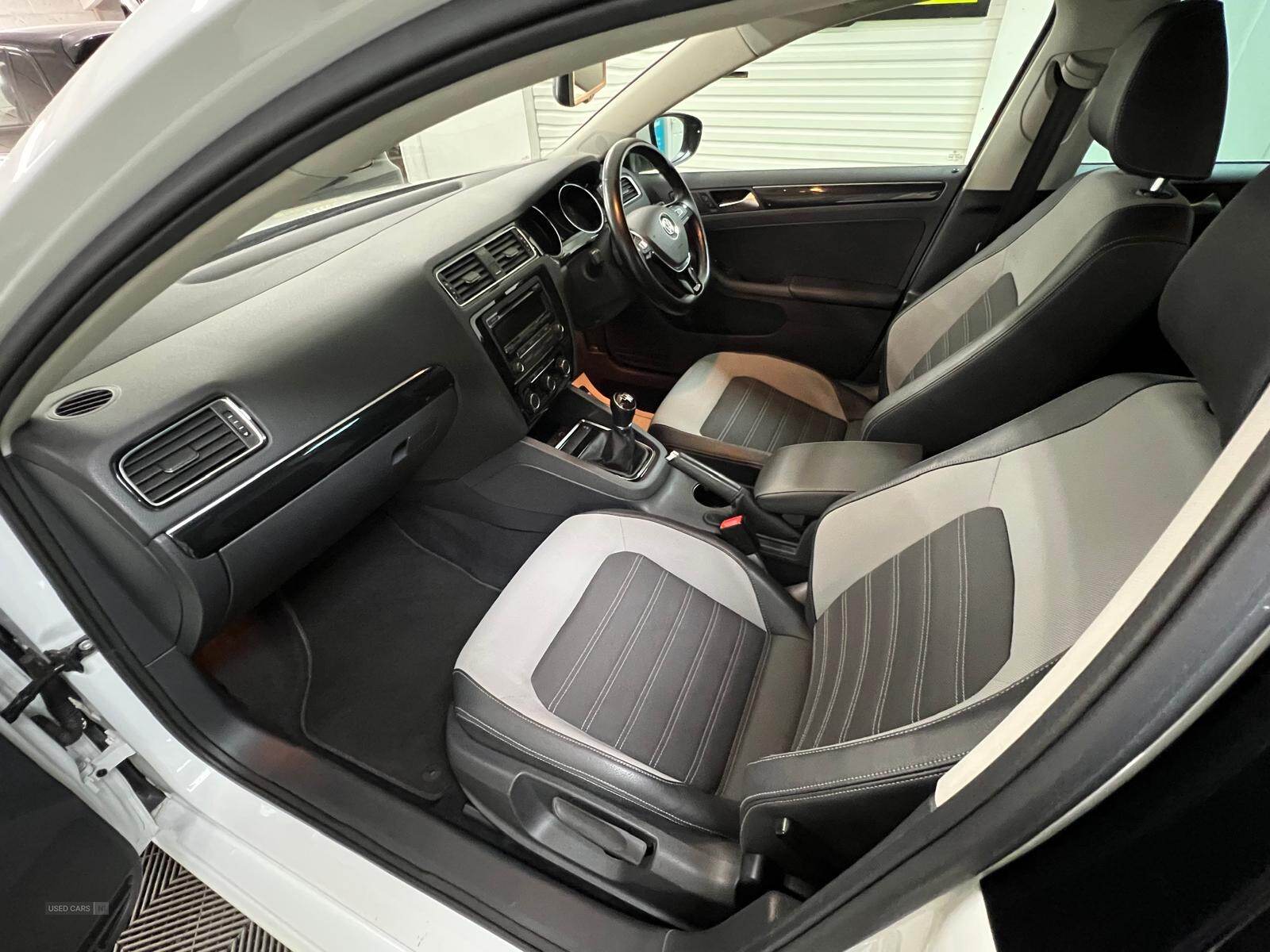 Aug 2015 Volkswagen Jetta 2.0 TDI 150 GT 4dr