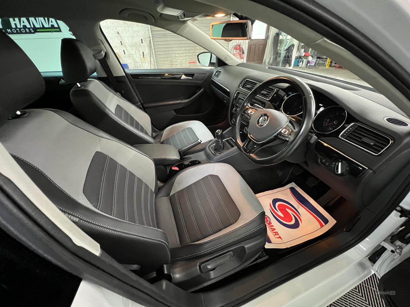 Aug 2015 Volkswagen Jetta 2.0 TDI 150 GT 4dr