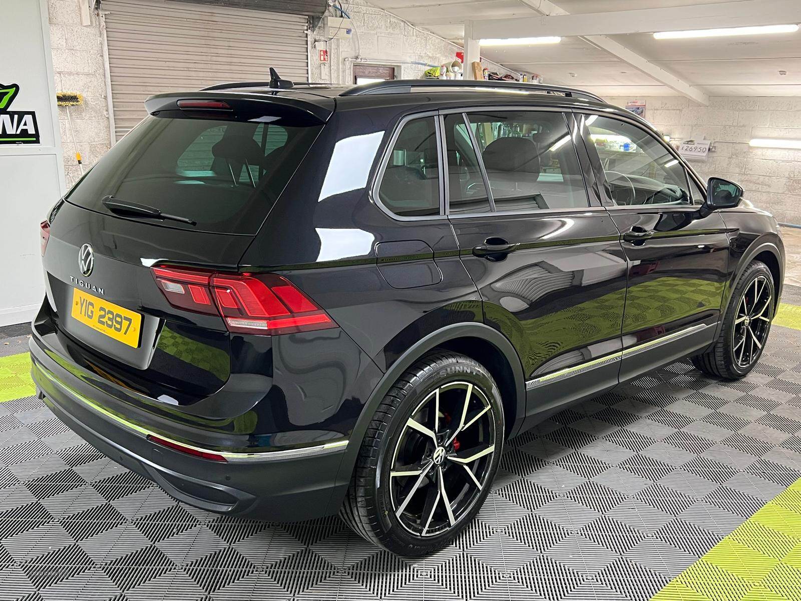 Jun 2021 Volkswagen Tiguan 2.0 TDI Life 5dr DSG