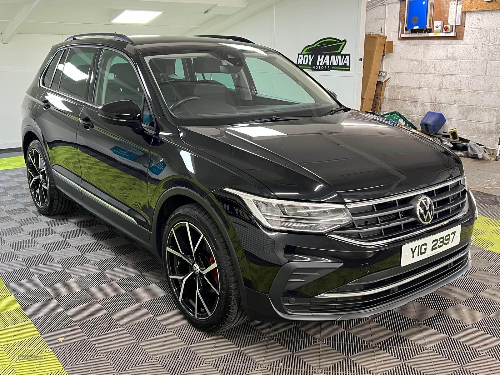 Jun 2021 Volkswagen Tiguan 2.0 TDI Life 5dr DSG