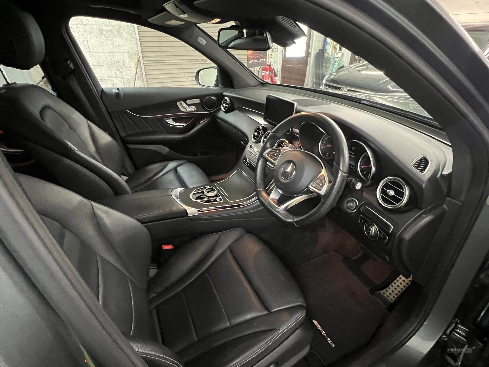 Mar 2018 Mercedes GLC-Class GLC 220d 4Matic AMG Line Premium 5dr 9G-Tronic