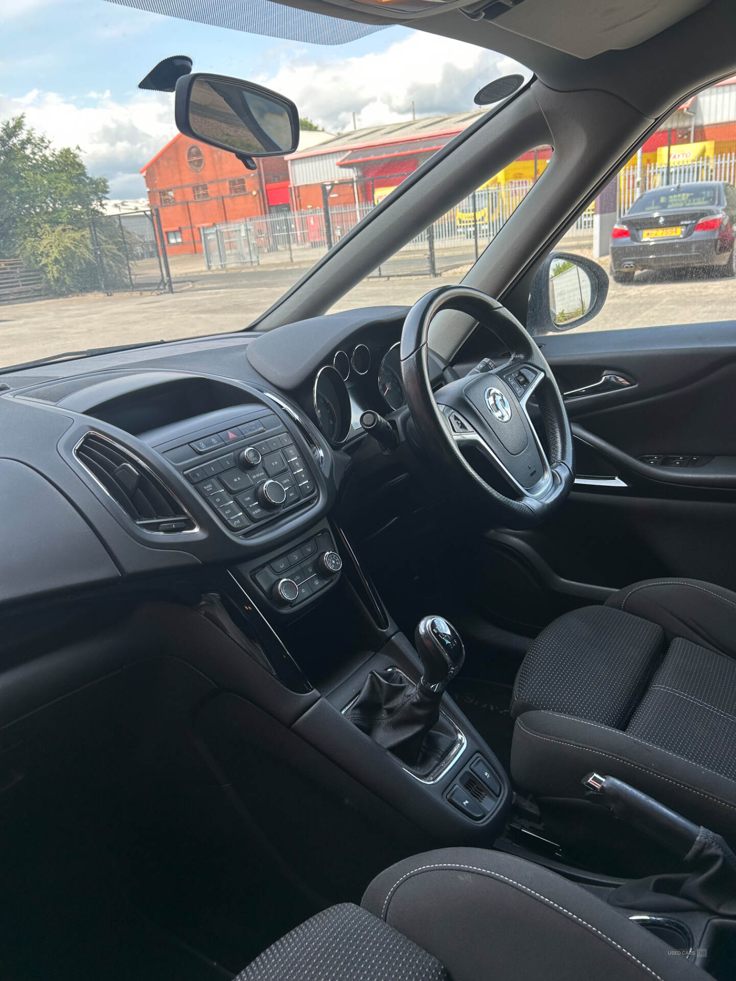 Mar 2015 Vauxhall Zafira Tourer 1.4T SRi 5dr