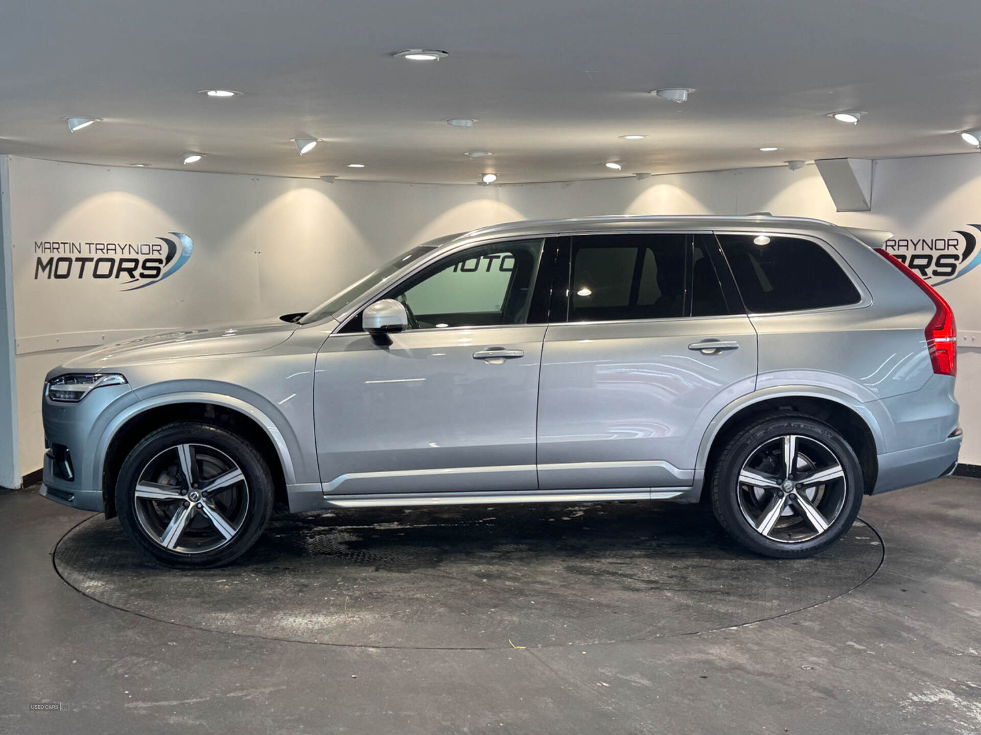 Apr 2018 Volvo XC90 2.0 D5 PowerPulse R DESIGN 5dr AWD Geartronic