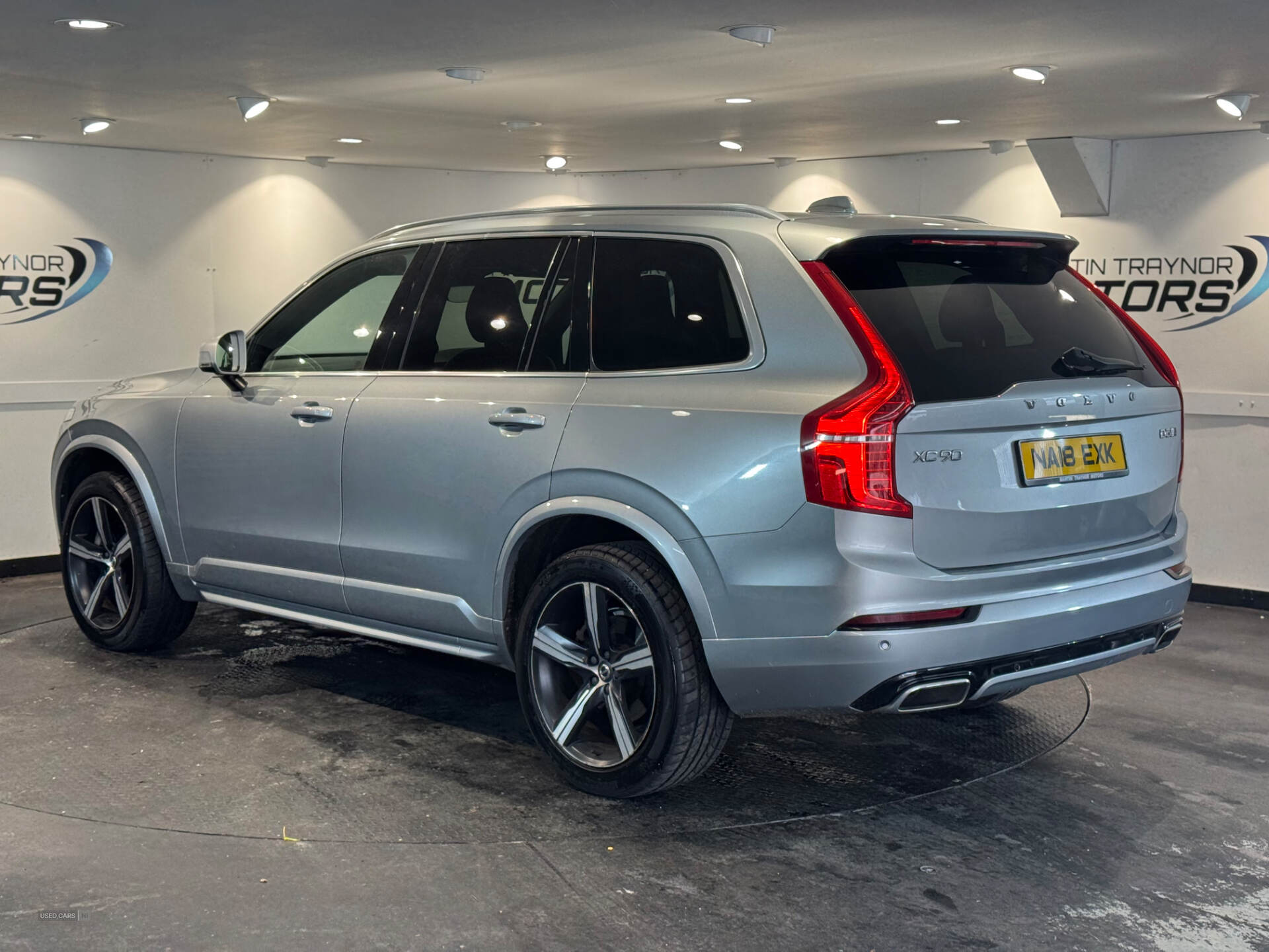 Apr 2018 Volvo XC90 2.0 D5 PowerPulse R DESIGN 5dr AWD Geartronic
