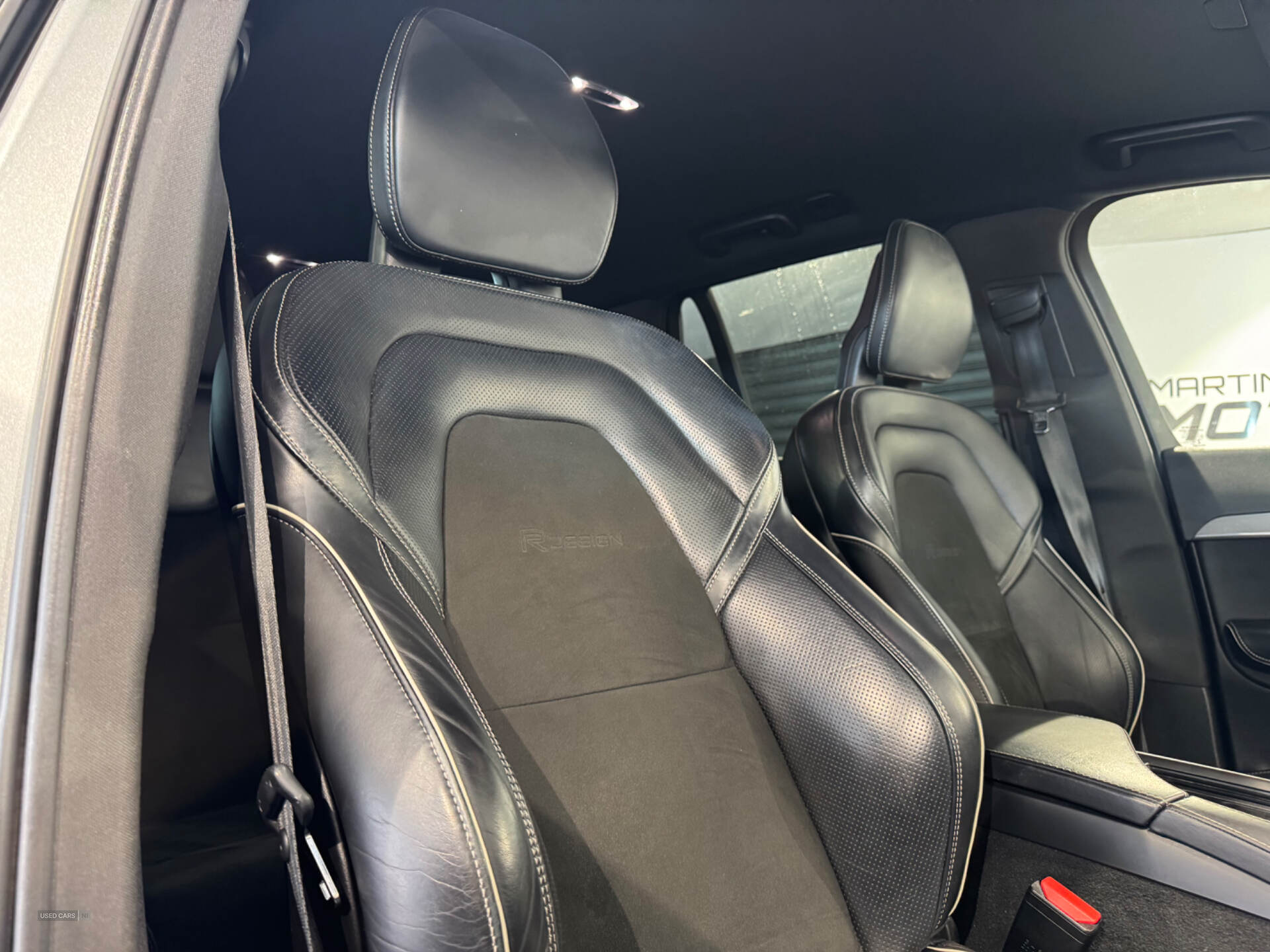 Apr 2018 Volvo XC90 2.0 D5 PowerPulse R DESIGN 5dr AWD Geartronic