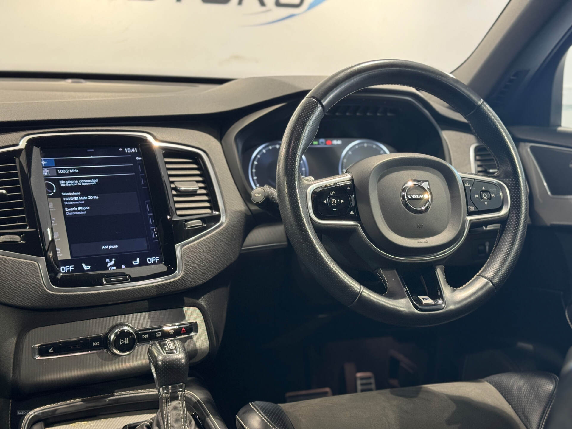 Apr 2018 Volvo XC90 2.0 D5 PowerPulse R DESIGN 5dr AWD Geartronic