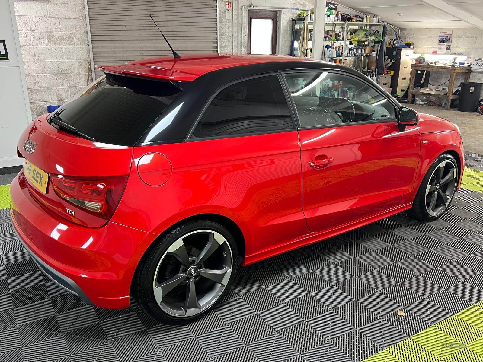 Feb 2011 Audi A1 1.6 TDI S Line 3dr