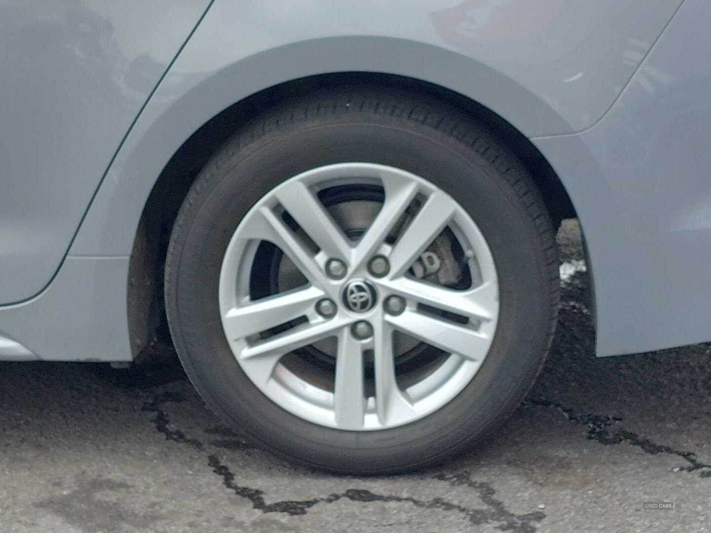 Apr 2022 Toyota Corolla 1.8 VVT-i Hybrid Icon 5dr CVT