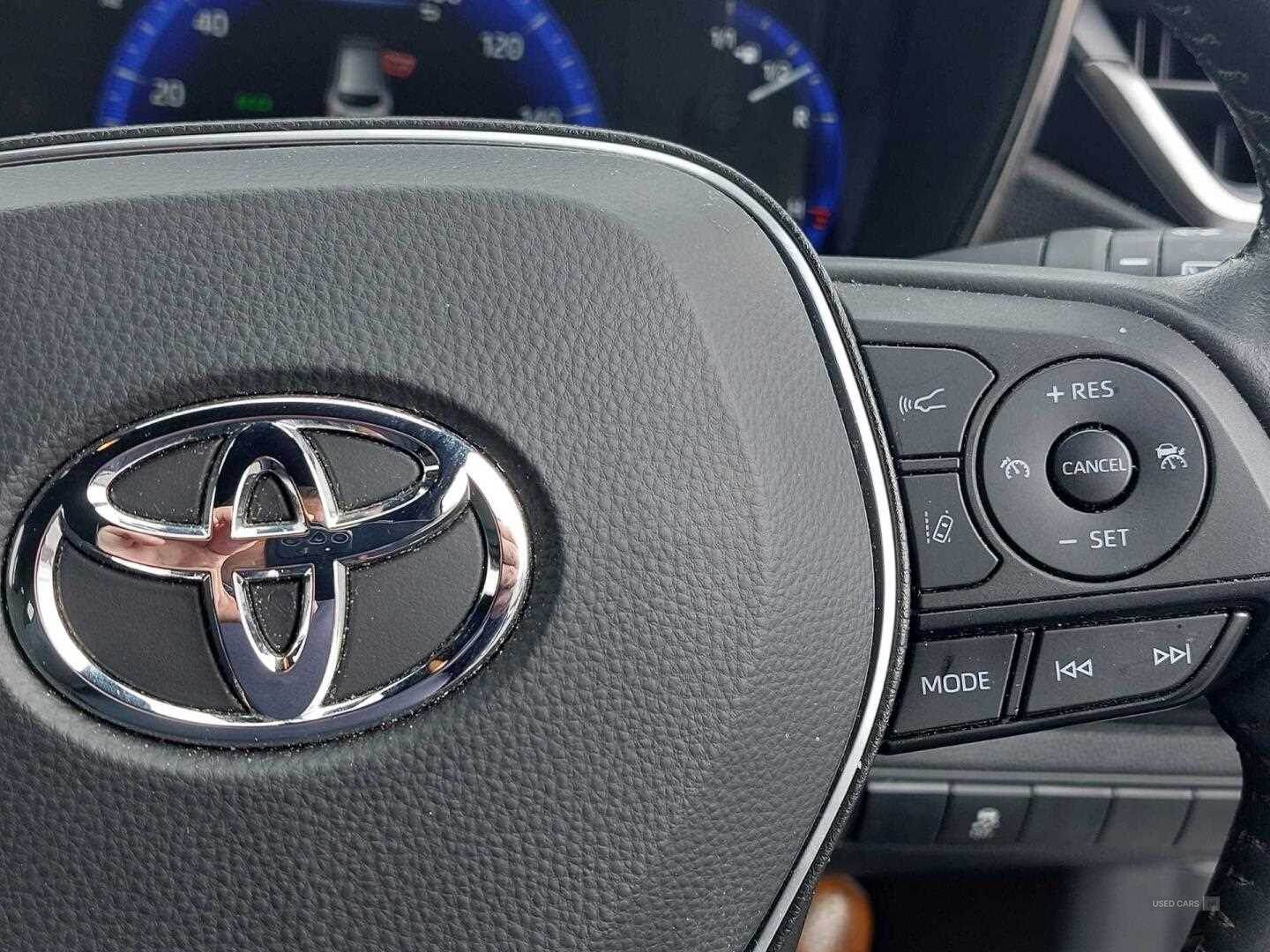 Apr 2022 Toyota Corolla 1.8 VVT-i Hybrid Icon 5dr CVT