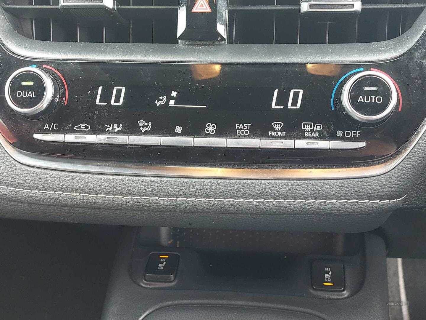 Apr 2022 Toyota Corolla 1.8 VVT-i Hybrid Icon 5dr CVT