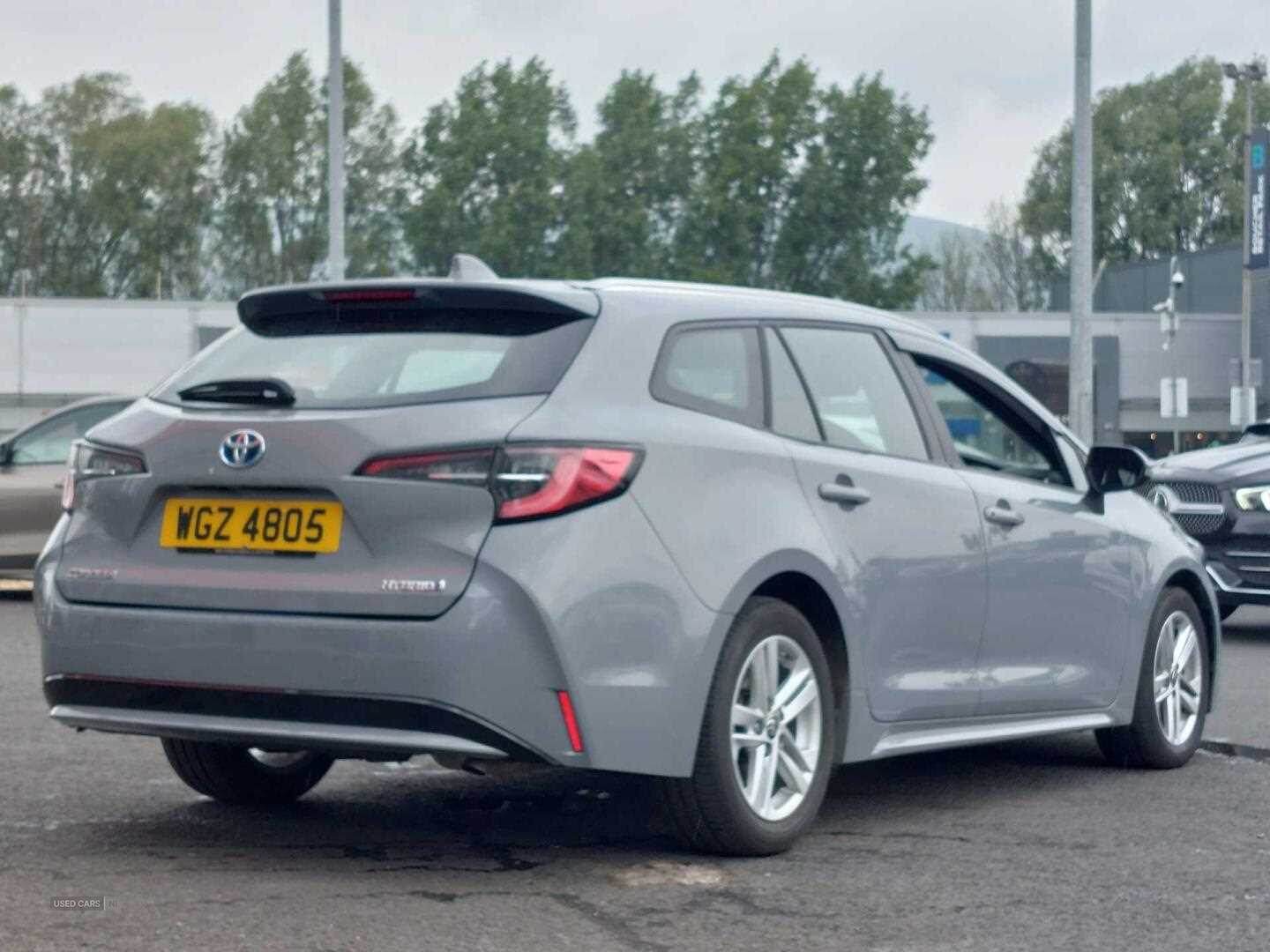 Apr 2022 Toyota Corolla 1.8 VVT-i Hybrid Icon 5dr CVT