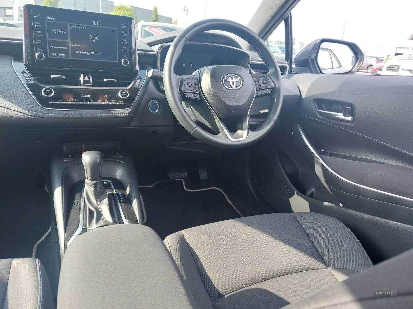 Jan 2023 Toyota Corolla 1.8 VVT-i Hybrid Icon 5dr CVT