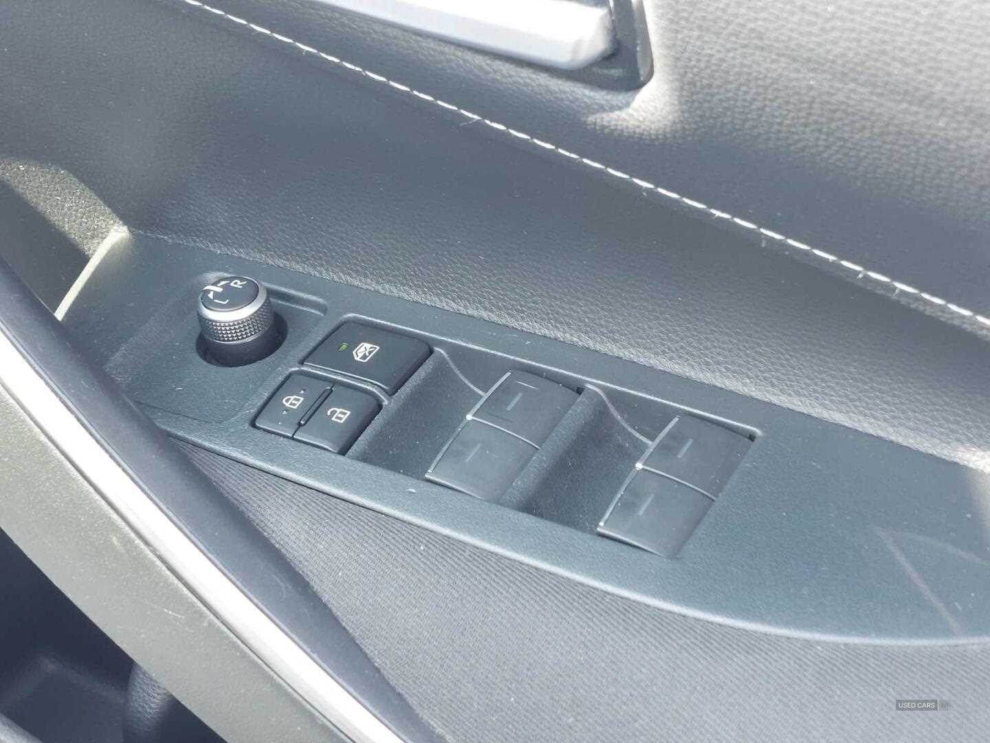 Jan 2023 Toyota Corolla 1.8 VVT-i Hybrid Icon 5dr CVT