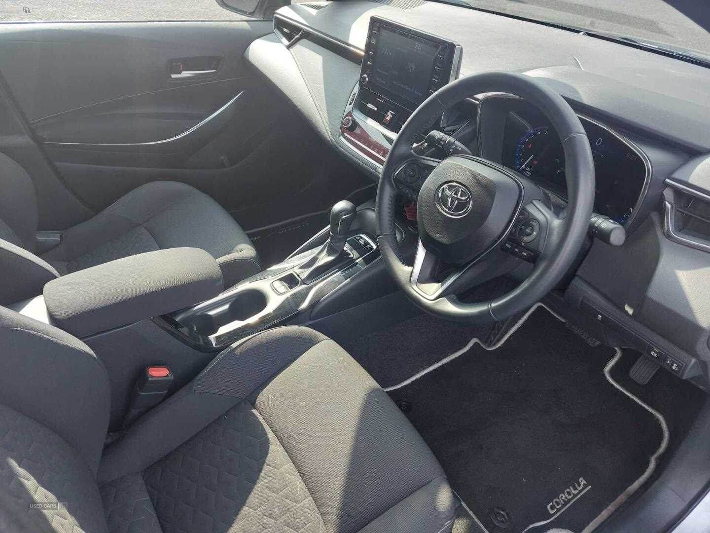 Jan 2023 Toyota Corolla 1.8 VVT-i Hybrid Icon 5dr CVT