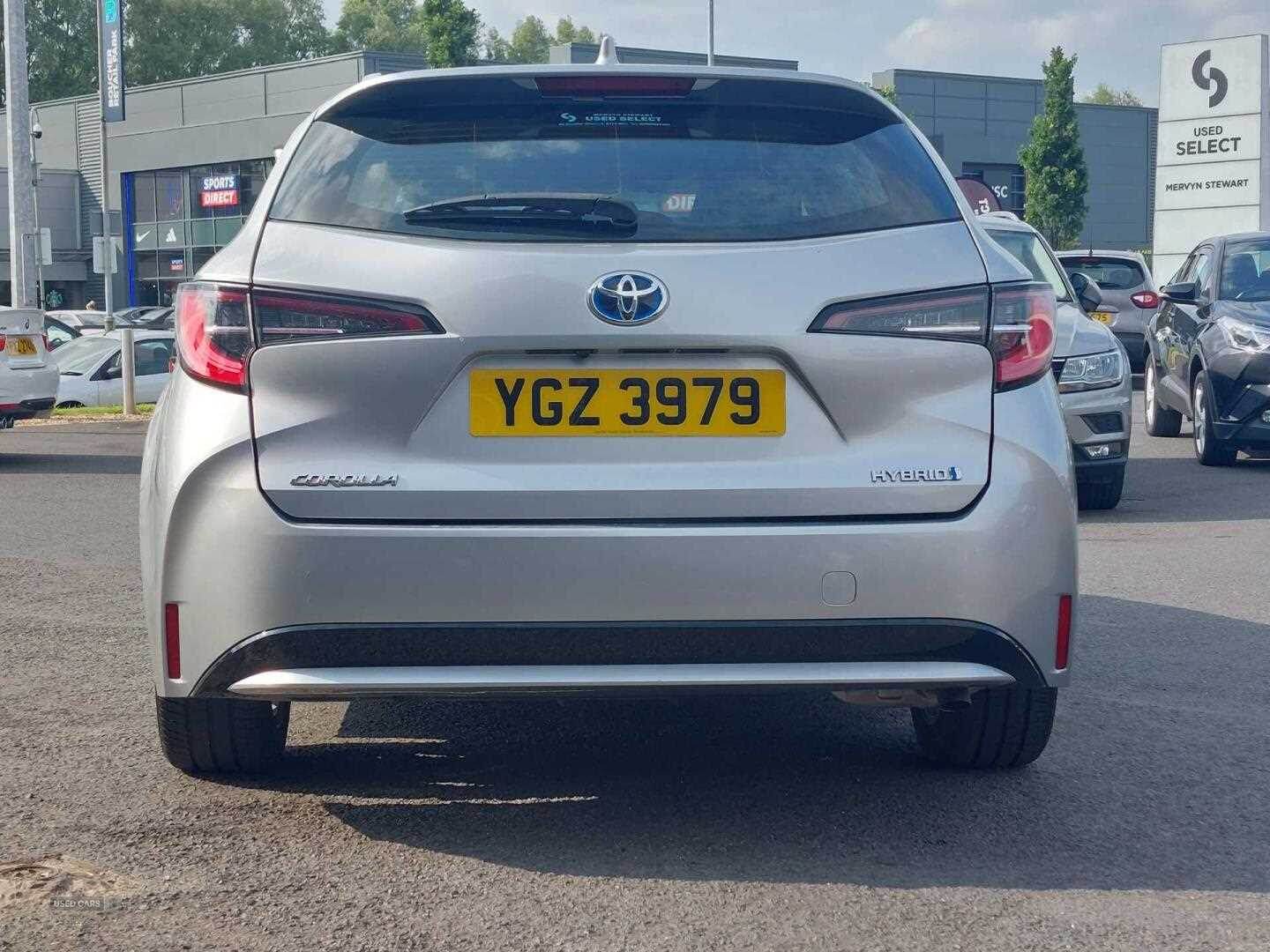 Jan 2023 Toyota Corolla 1.8 VVT-i Hybrid Icon 5dr CVT