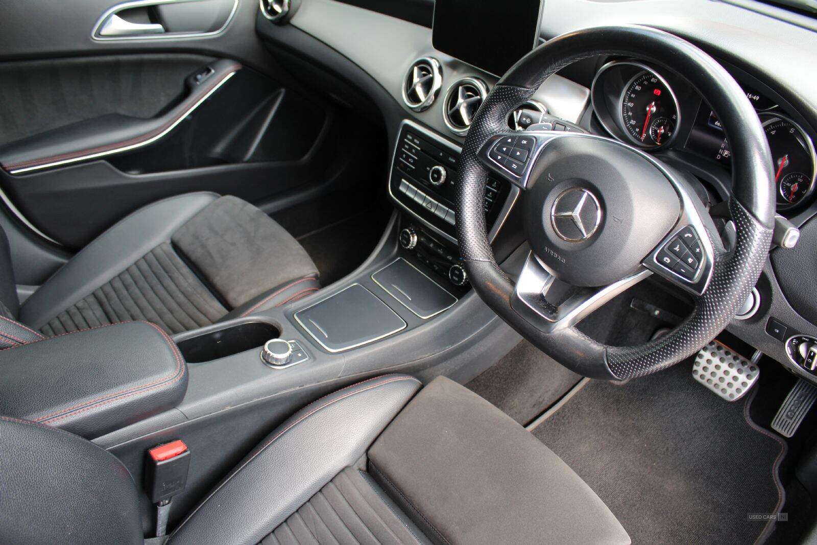 Jun 2018 Mercedes-Benz Gla Class GLA 200 AMG Line 5dr Auto