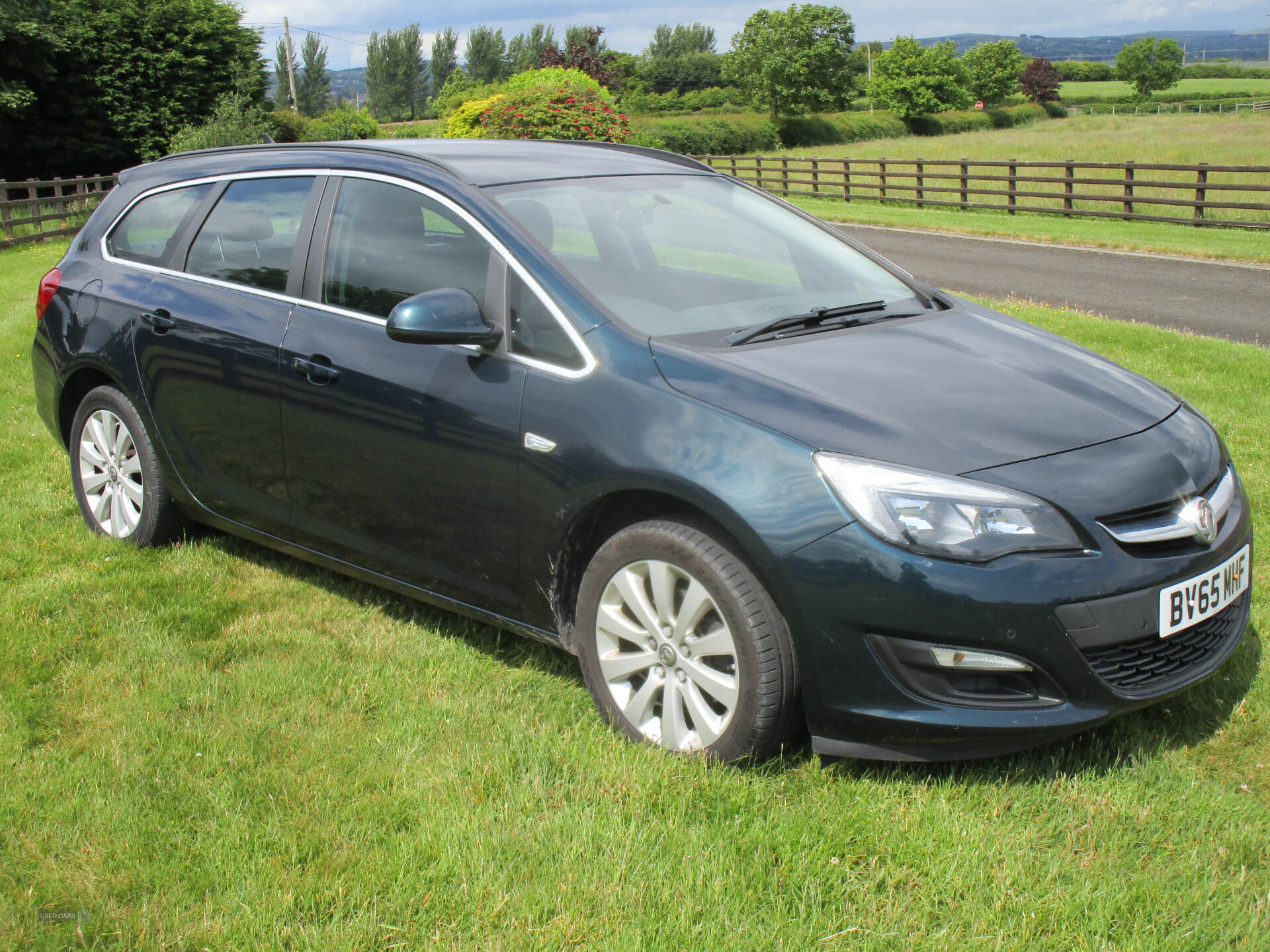 Oct 2015 Vauxhall Astra 1.6 CDTi 16V ecoFLEX Tech Line 5dr