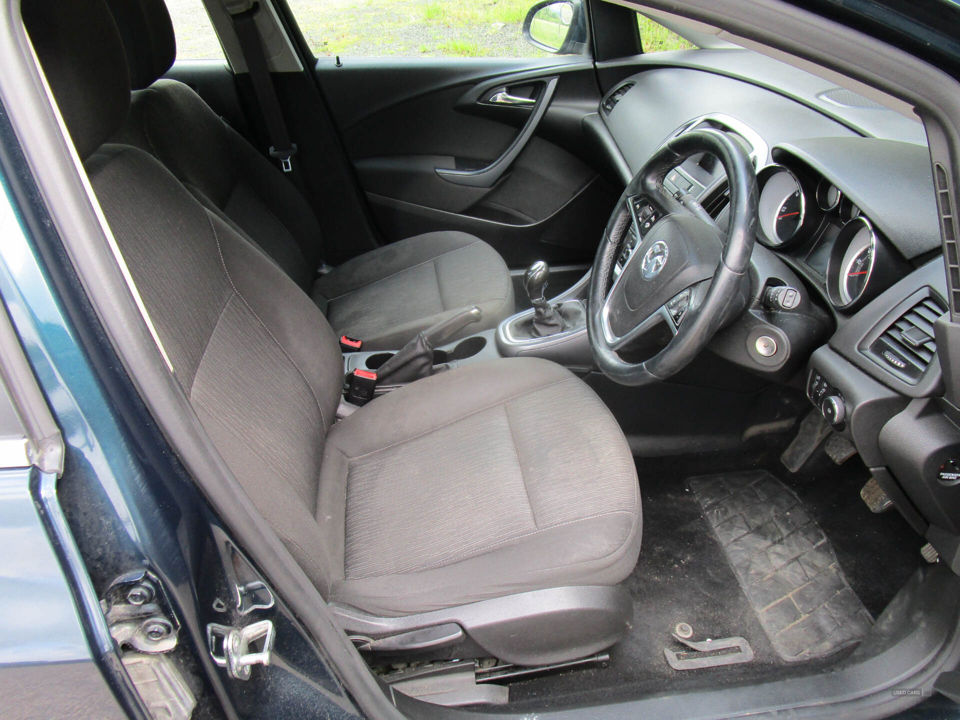 Oct 2015 Vauxhall Astra 1.6 CDTi 16V ecoFLEX Tech Line 5dr