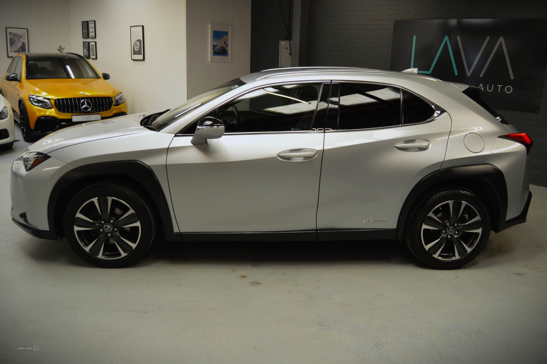 Nov 2019 Lexus UX 250h 2.0 5dr CVT [without Nav]